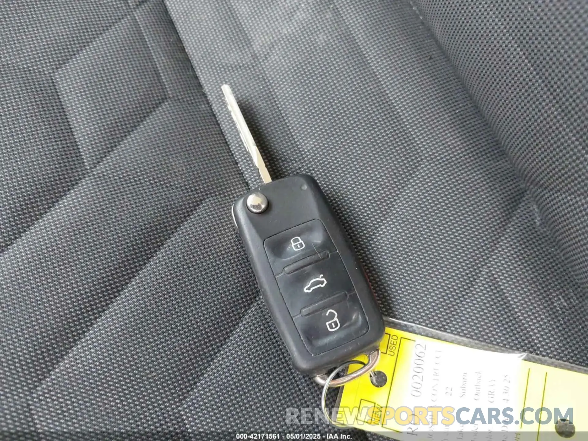 11 Photograph of a damaged car 1VWAA7A33MC005648 VOLKSWAGEN PASSAT 2021