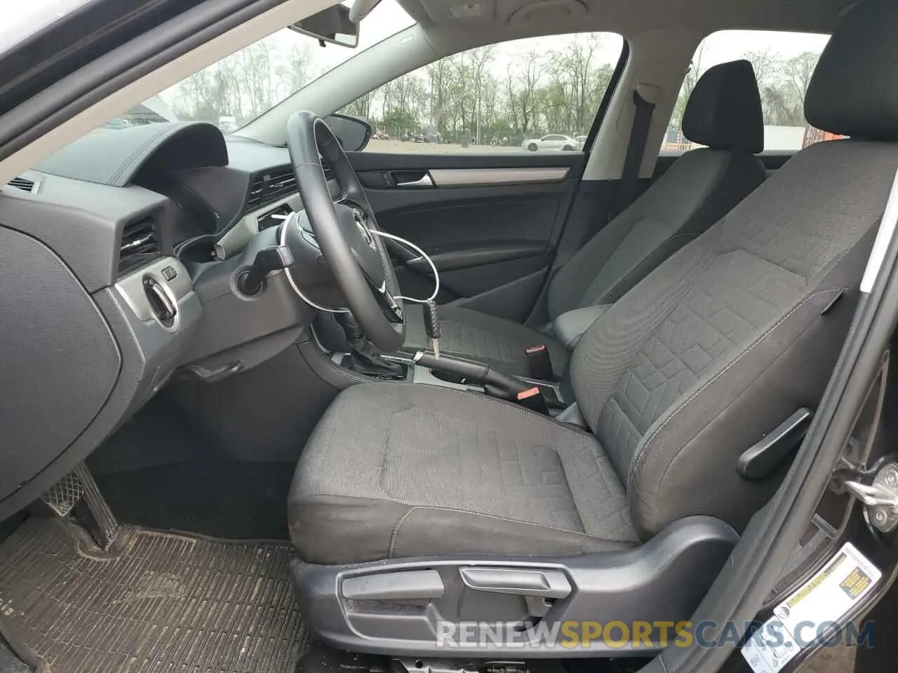7 Photograph of a damaged car 1VWAA7A34MC011524 VOLKSWAGEN PASSAT 2021