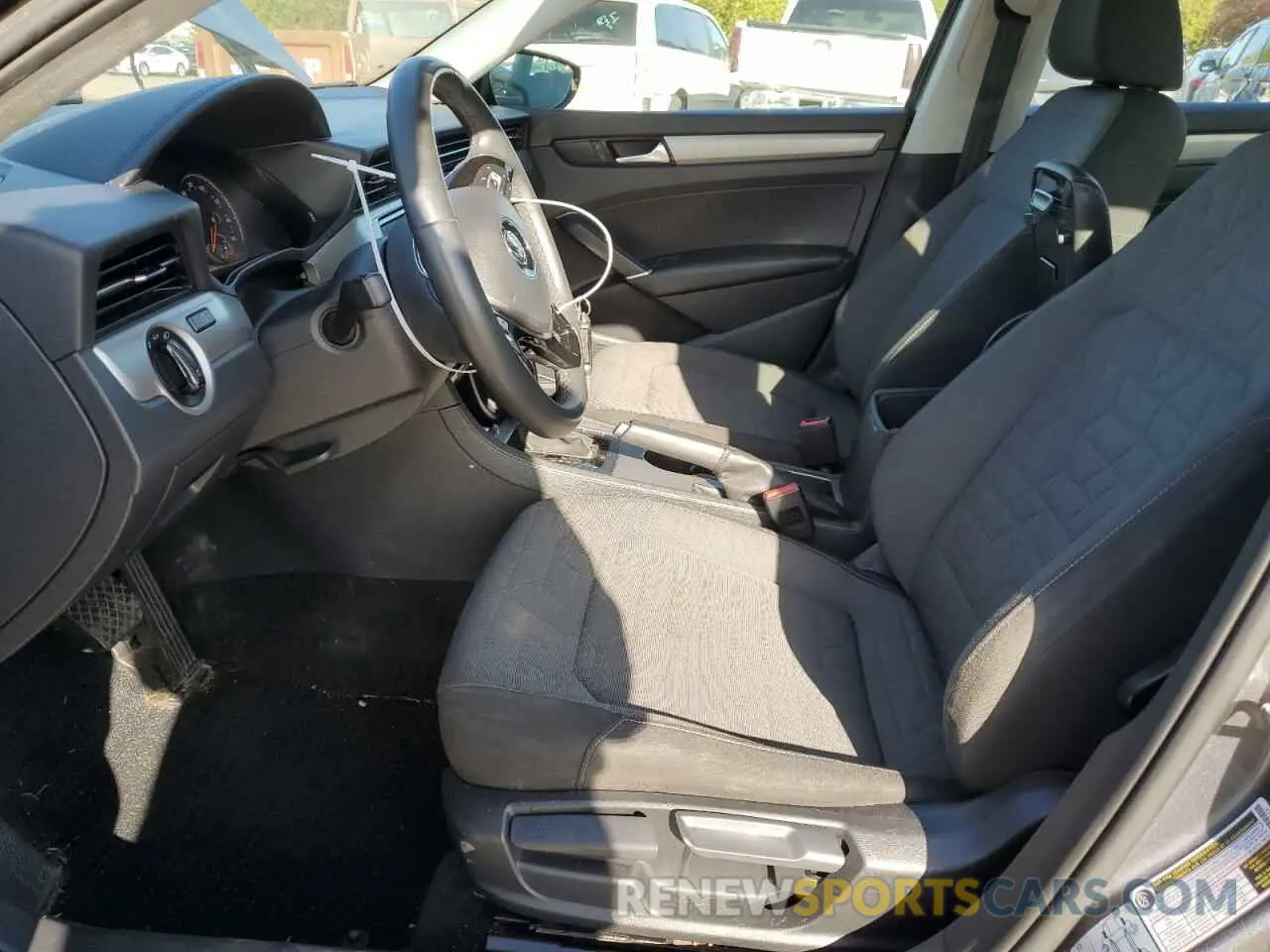 7 Photograph of a damaged car 1VWAA7A39MC003788 VOLKSWAGEN PASSAT 2021