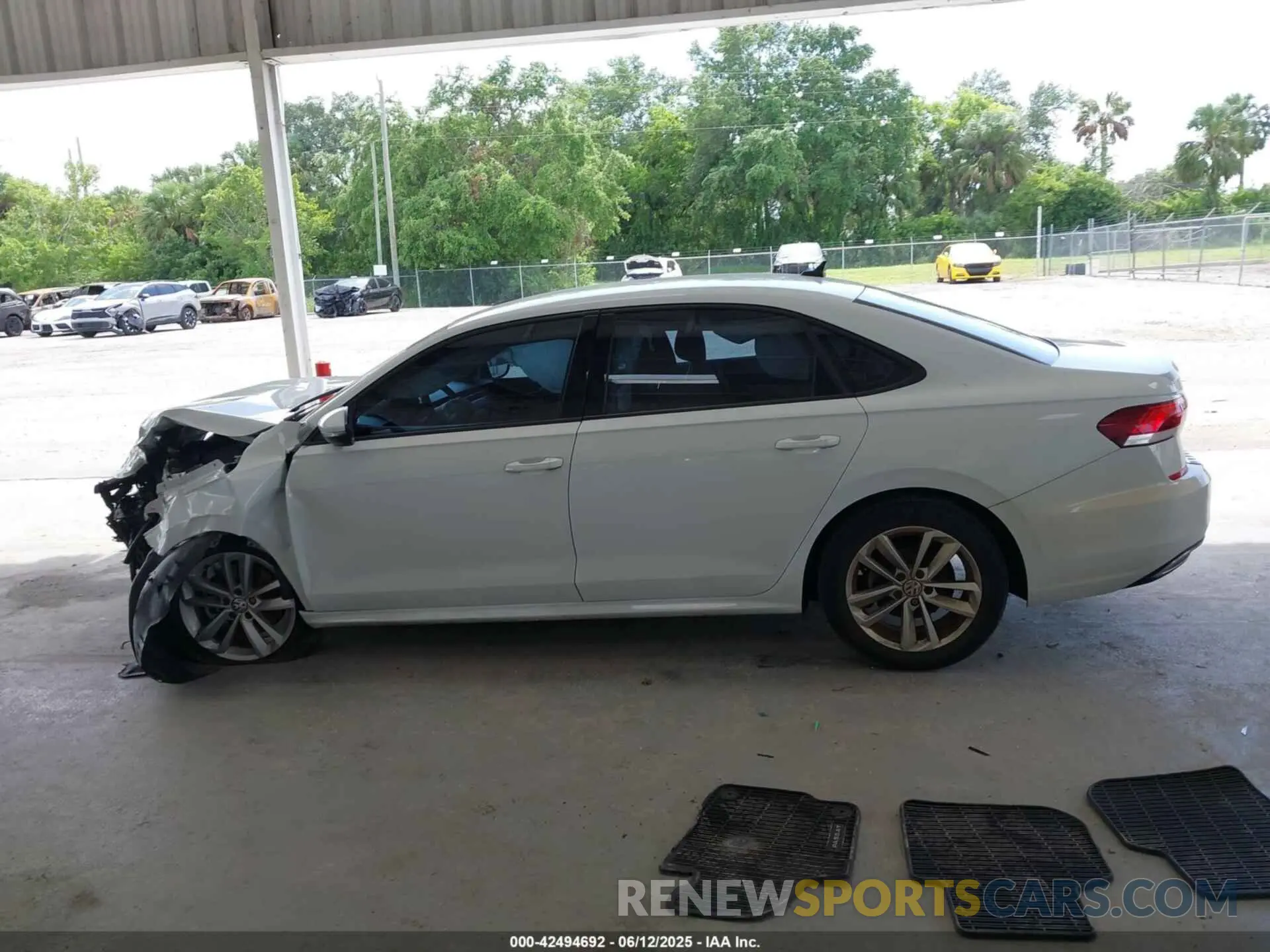 14 Photograph of a damaged car 1VWAA7A39MC015312 VOLKSWAGEN PASSAT 2021