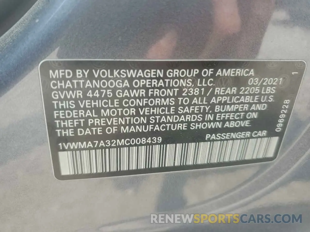 12 Photograph of a damaged car 1VWMA7A32MC008439 VOLKSWAGEN PASSAT 2021