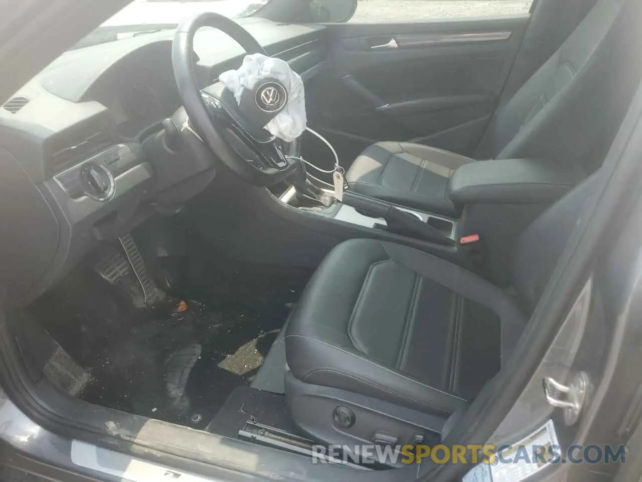 7 Photograph of a damaged car 1VWMA7A32MC008439 VOLKSWAGEN PASSAT 2021