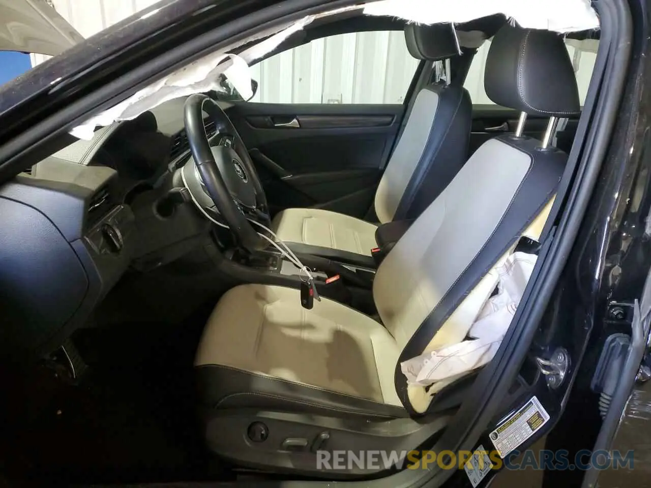 7 Photograph of a damaged car 1VWMA7A36MC002983 VOLKSWAGEN PASSAT 2021