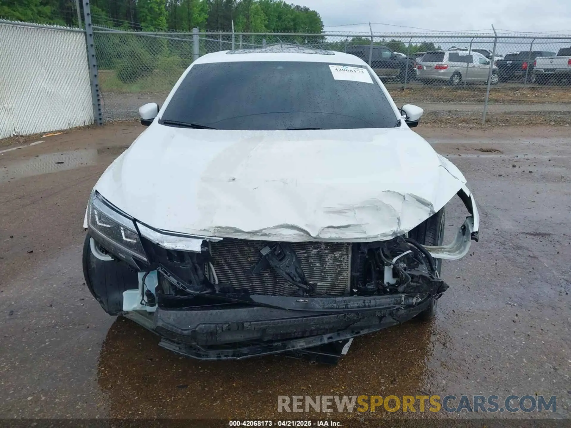13 Photograph of a damaged car 1VWMA7A36MC014597 VOLKSWAGEN PASSAT 2021