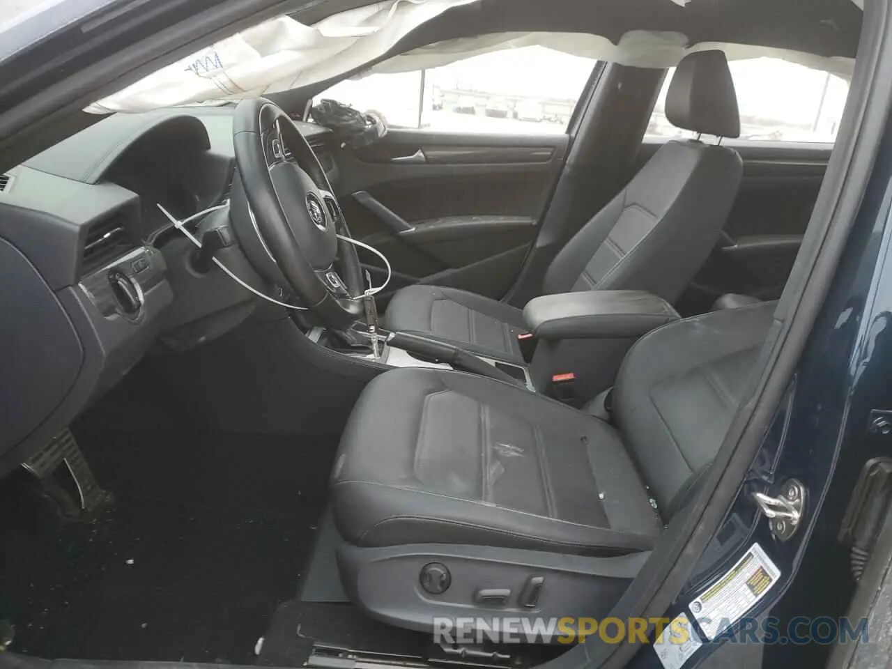 7 Photograph of a damaged car 1VWMA7A37MC007058 VOLKSWAGEN PASSAT 2021
