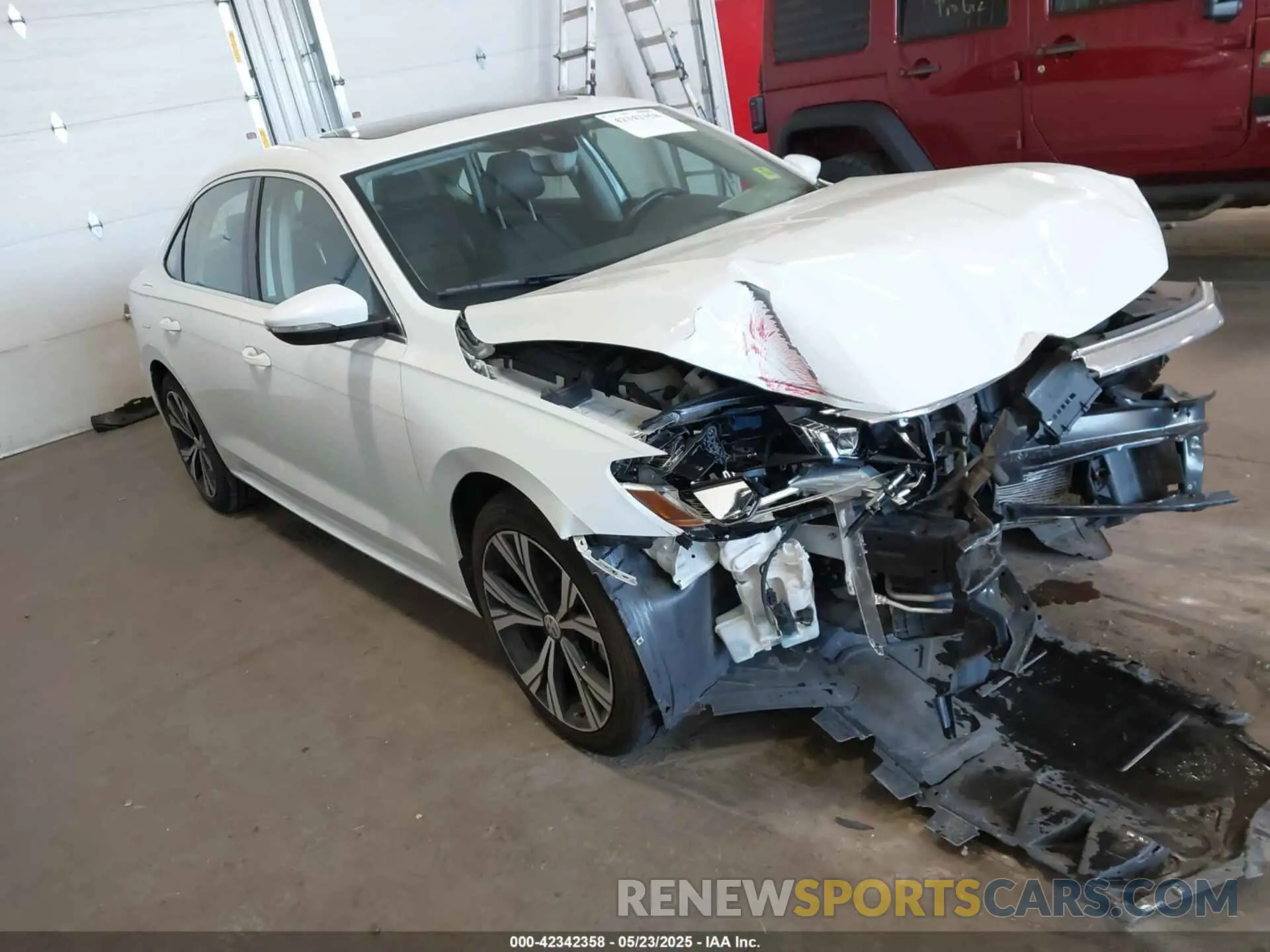 1 Photograph of a damaged car 1VWSA7A30MC014179 VOLKSWAGEN PASSAT 2021