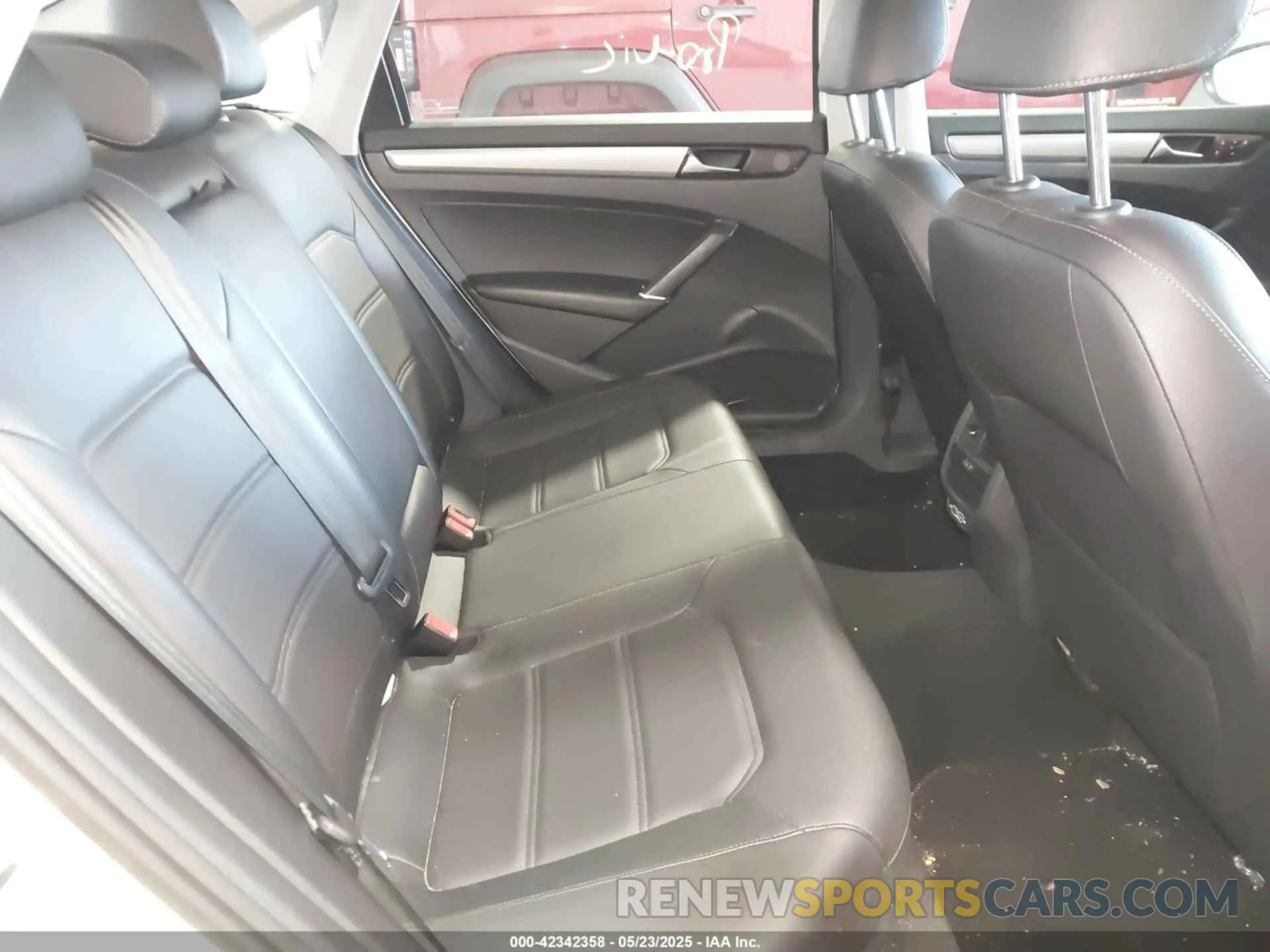 8 Photograph of a damaged car 1VWSA7A30MC014179 VOLKSWAGEN PASSAT 2021