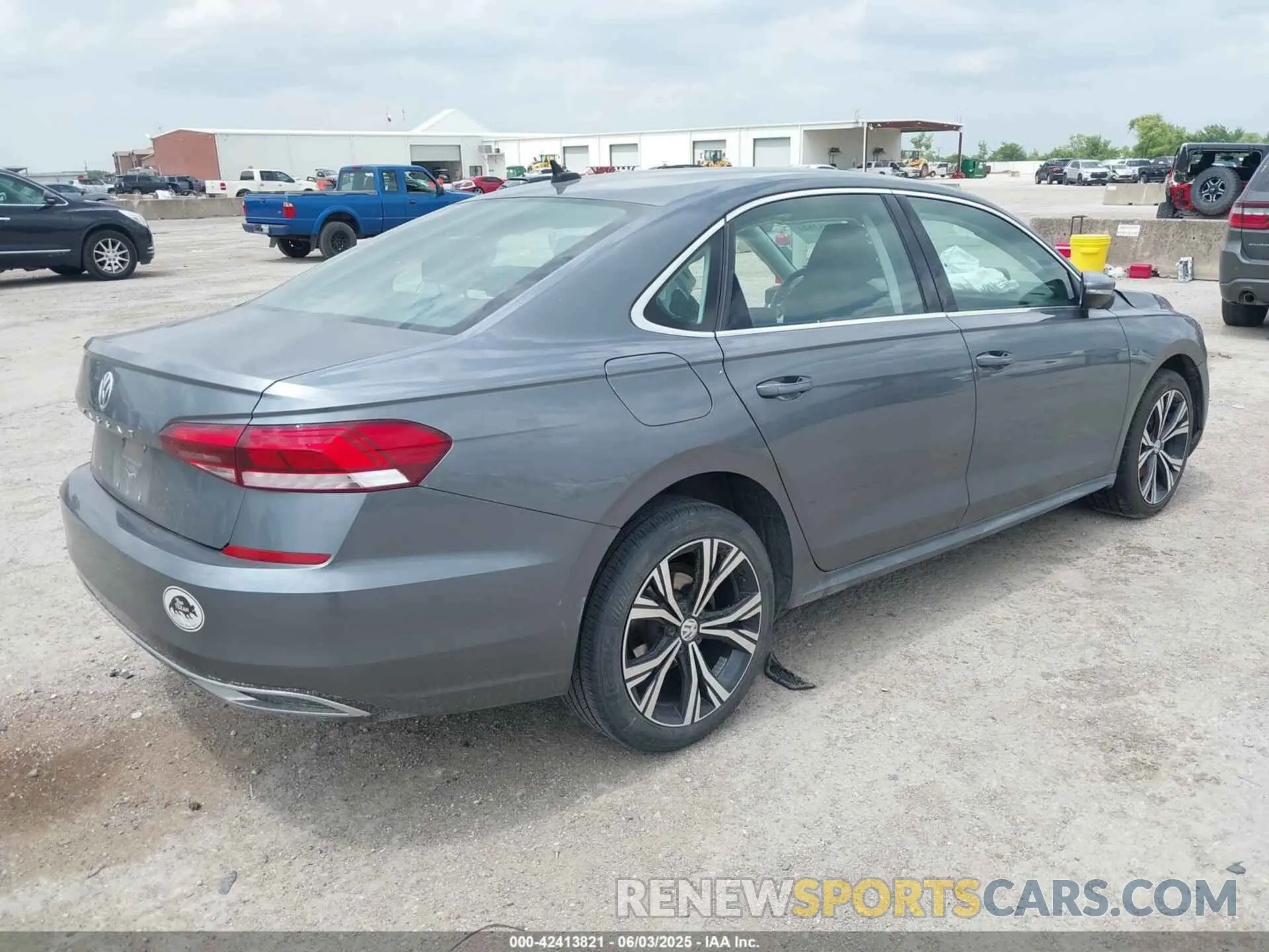 4 Photograph of a damaged car 1VWSA7A31MC017107 VOLKSWAGEN PASSAT 2021