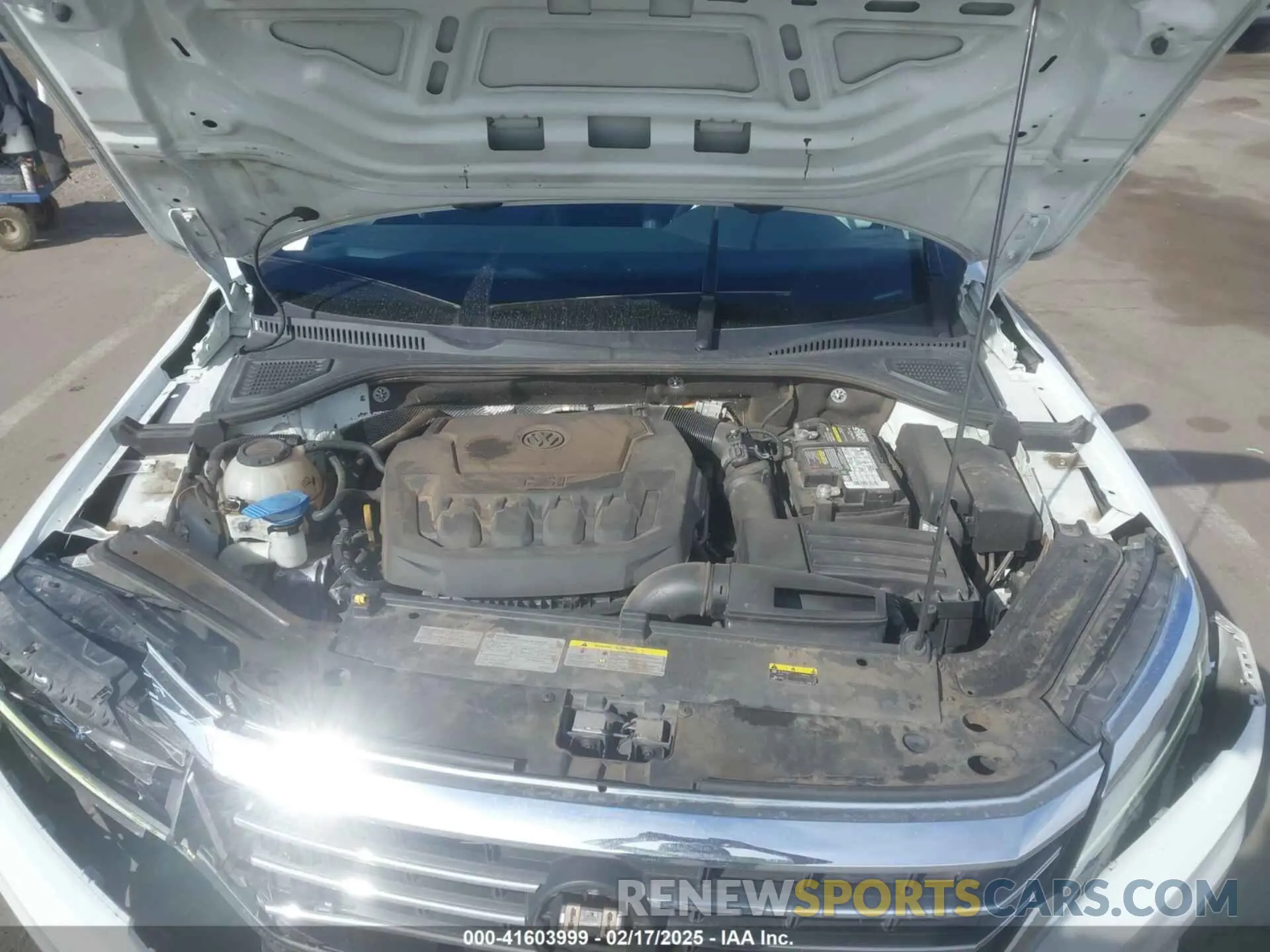 10 Photograph of a damaged car 1VWSA7A32MC001319 VOLKSWAGEN PASSAT 2021