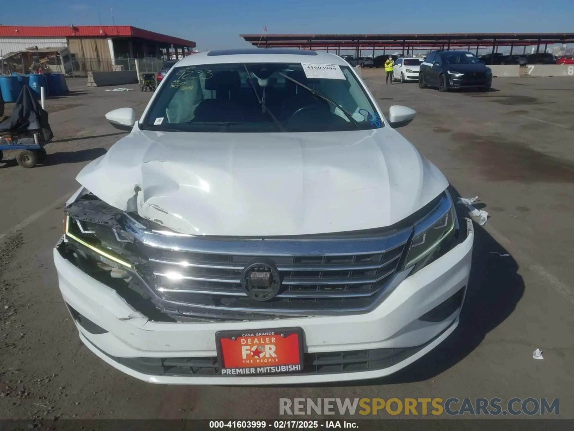 11 Photograph of a damaged car 1VWSA7A32MC001319 VOLKSWAGEN PASSAT 2021
