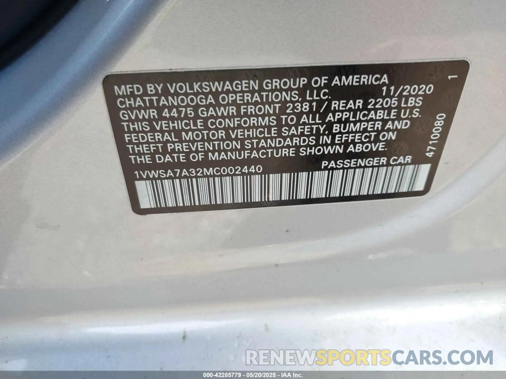 9 Photograph of a damaged car 1VWSA7A32MC002440 VOLKSWAGEN PASSAT 2021