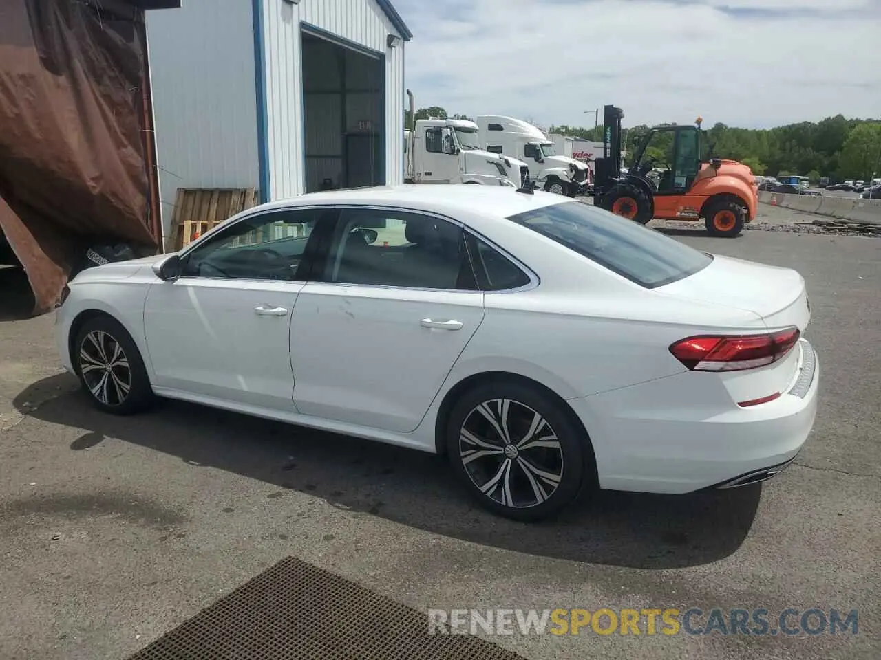 2 Photograph of a damaged car 1VWSA7A32MC016645 VOLKSWAGEN PASSAT 2021