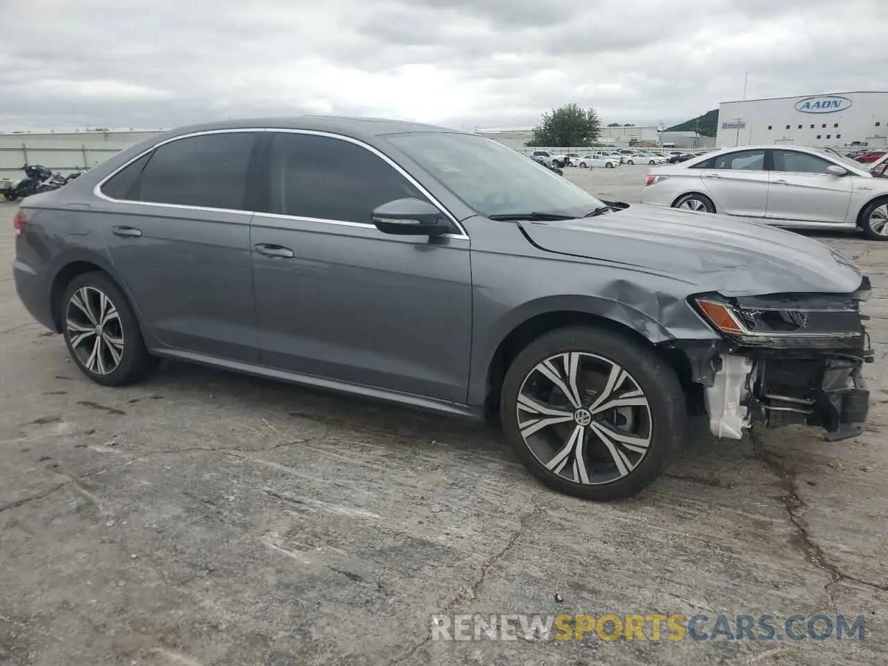 4 Photograph of a damaged car 1VWSA7A33MC002009 VOLKSWAGEN PASSAT 2021