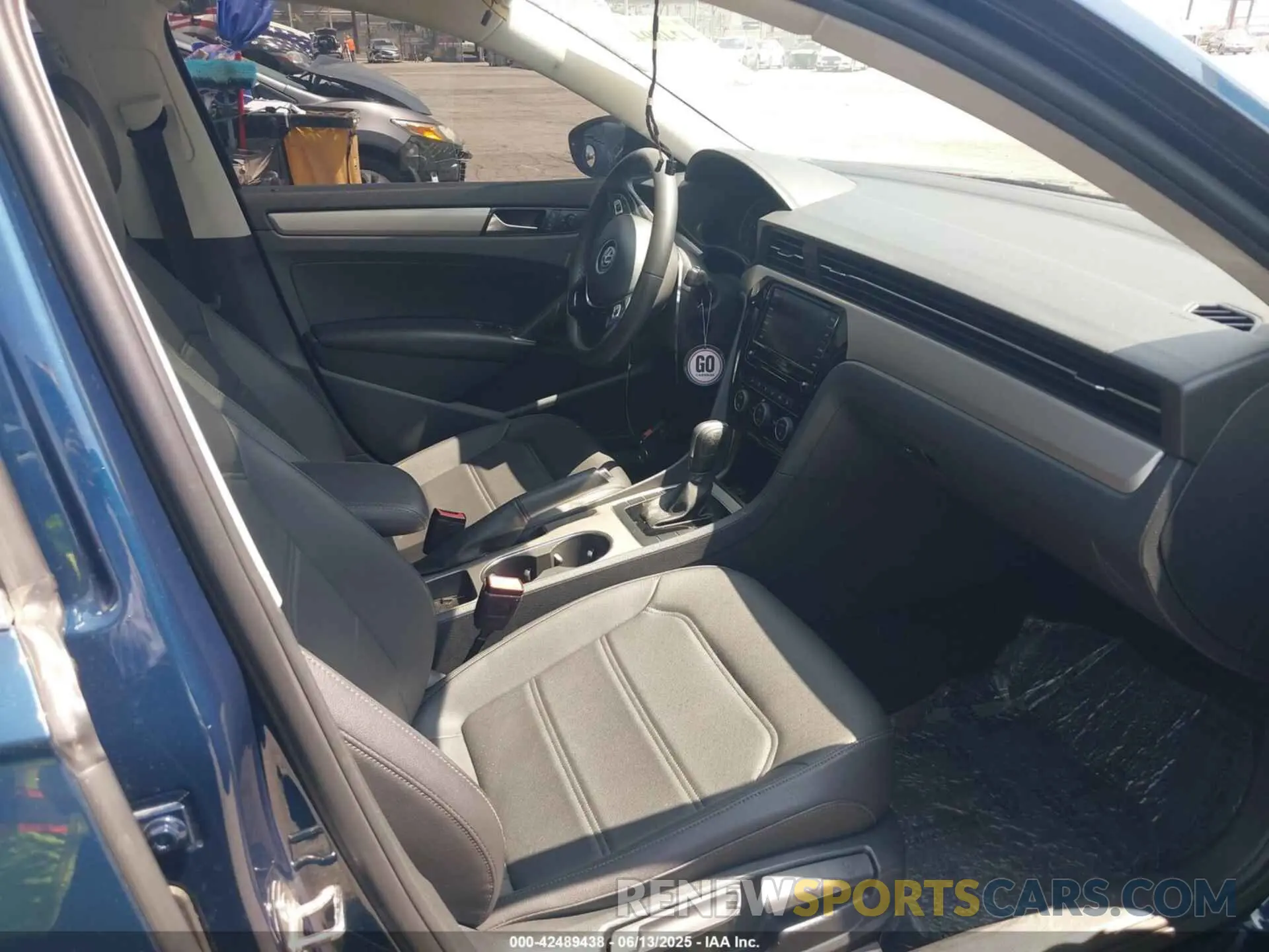 5 Photograph of a damaged car 1VWSA7A33MC007887 VOLKSWAGEN PASSAT 2021