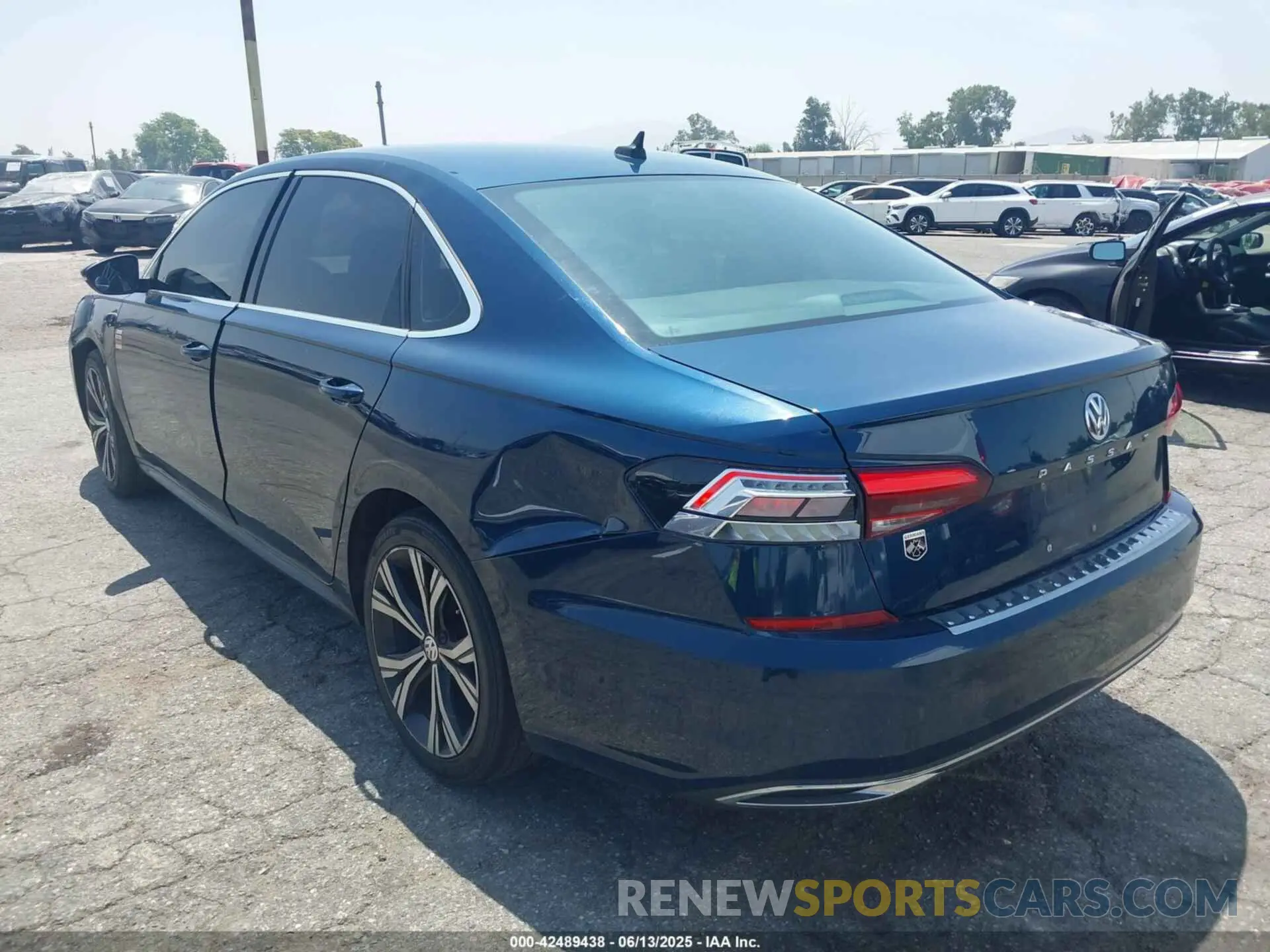 6 Photograph of a damaged car 1VWSA7A33MC007887 VOLKSWAGEN PASSAT 2021