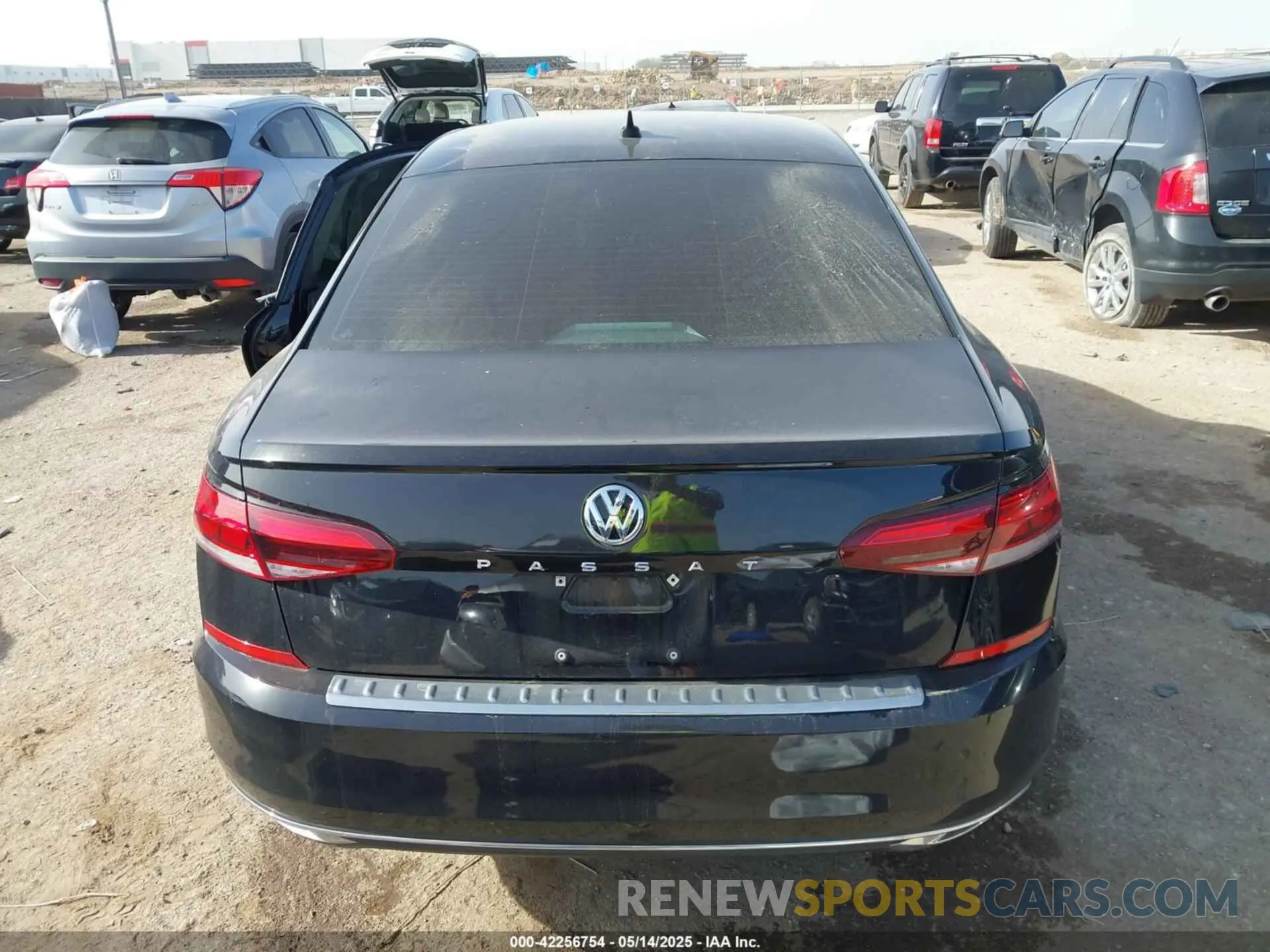 16 Photograph of a damaged car 1VWSA7A34MC005338 VOLKSWAGEN PASSAT 2021