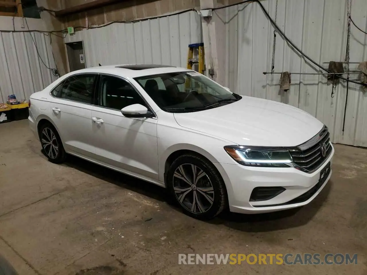 4 Photograph of a damaged car 1VWSA7A34MC011690 VOLKSWAGEN PASSAT 2021