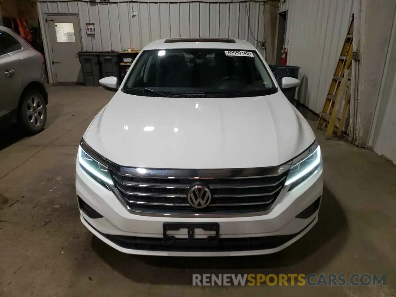 5 Photograph of a damaged car 1VWSA7A34MC011690 VOLKSWAGEN PASSAT 2021