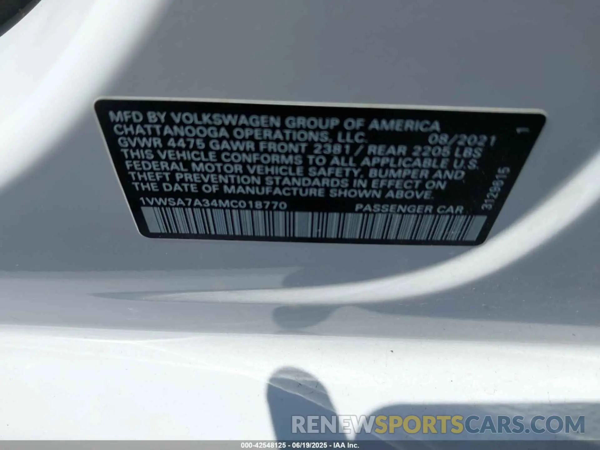 9 Photograph of a damaged car 1VWSA7A34MC018770 VOLKSWAGEN PASSAT 2021