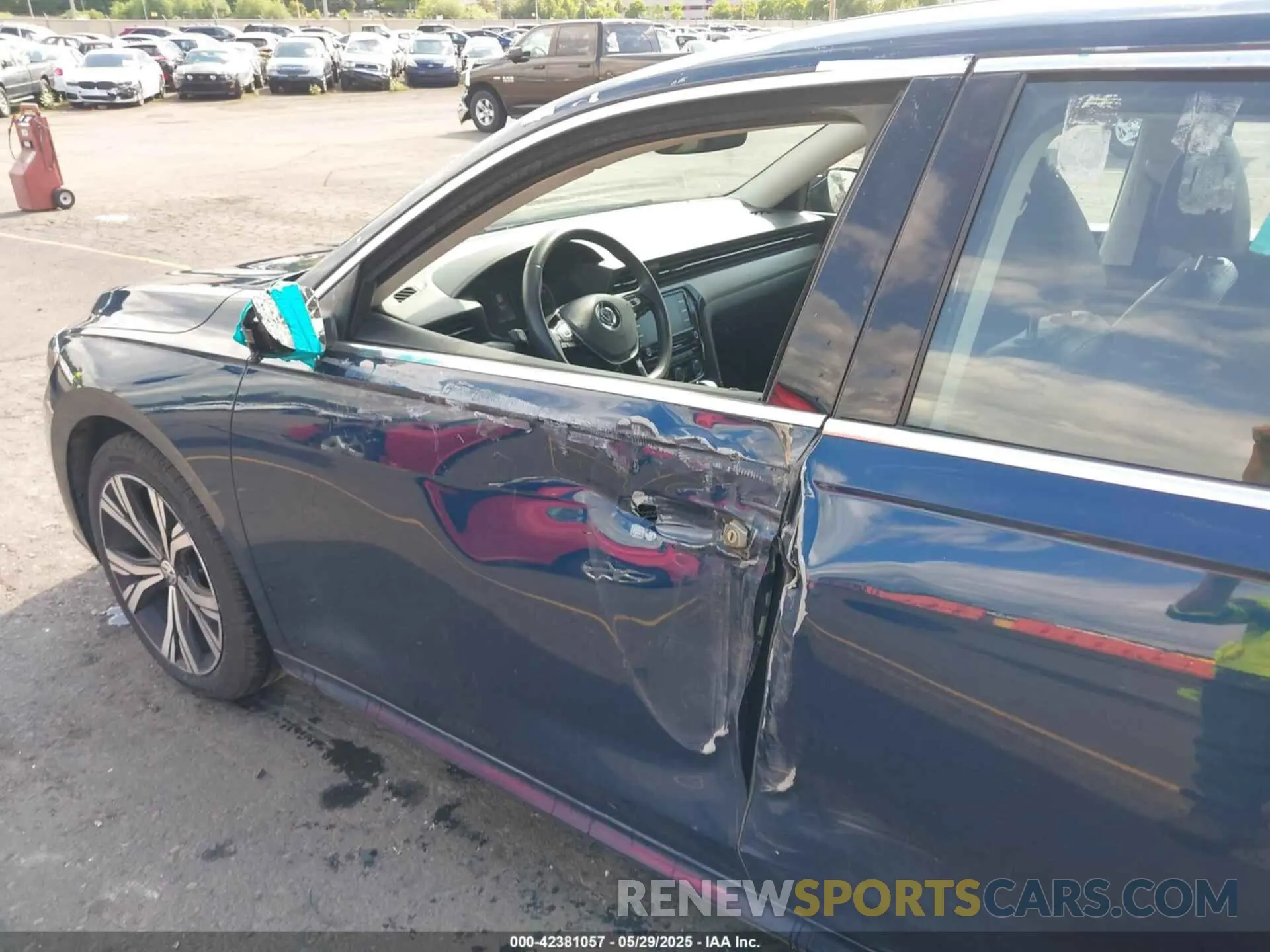 6 Photograph of a damaged car 1VWSA7A35MC002982 VOLKSWAGEN PASSAT 2021