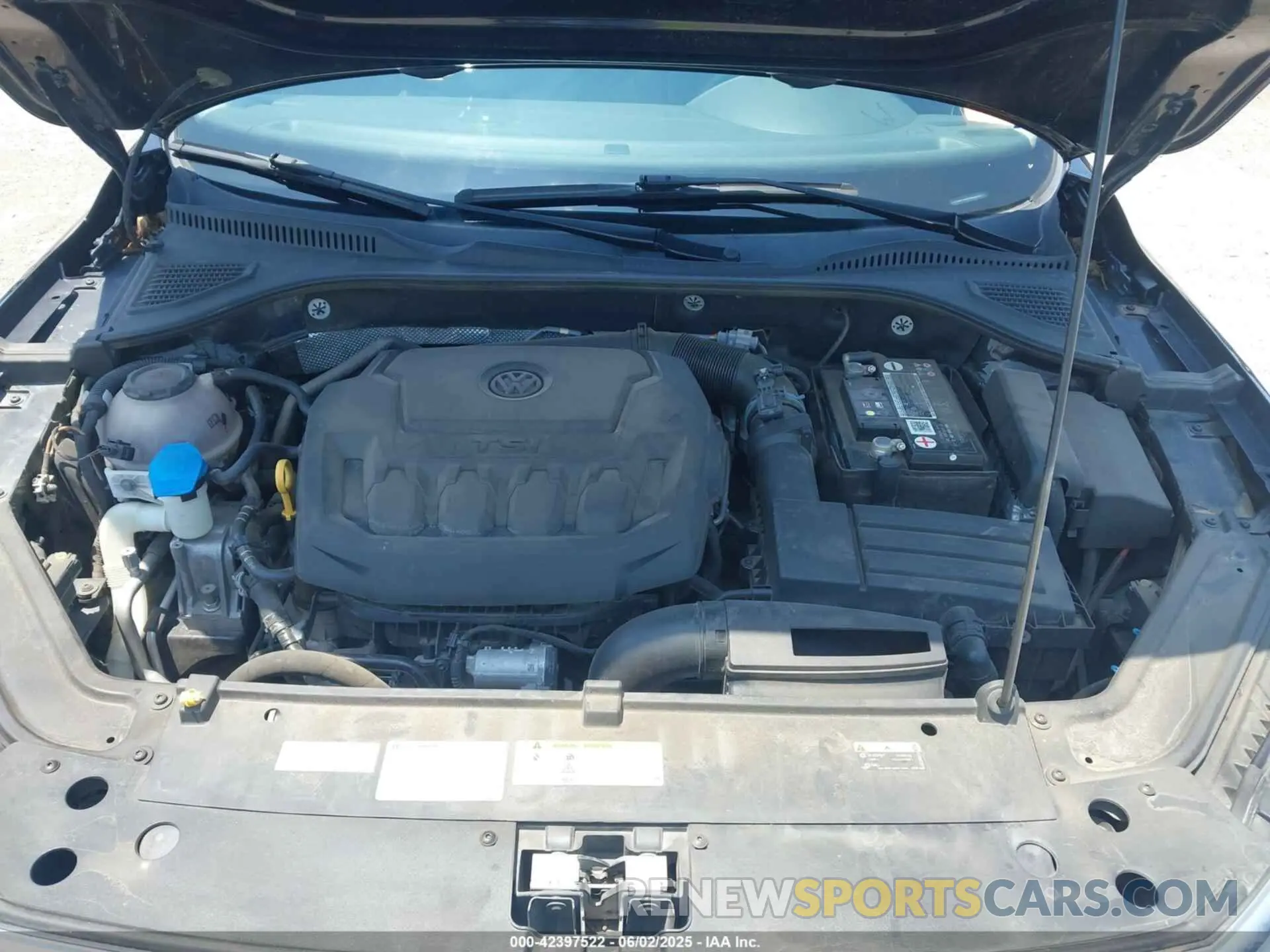 10 Photograph of a damaged car 1VWSA7A35MC009544 VOLKSWAGEN PASSAT 2021