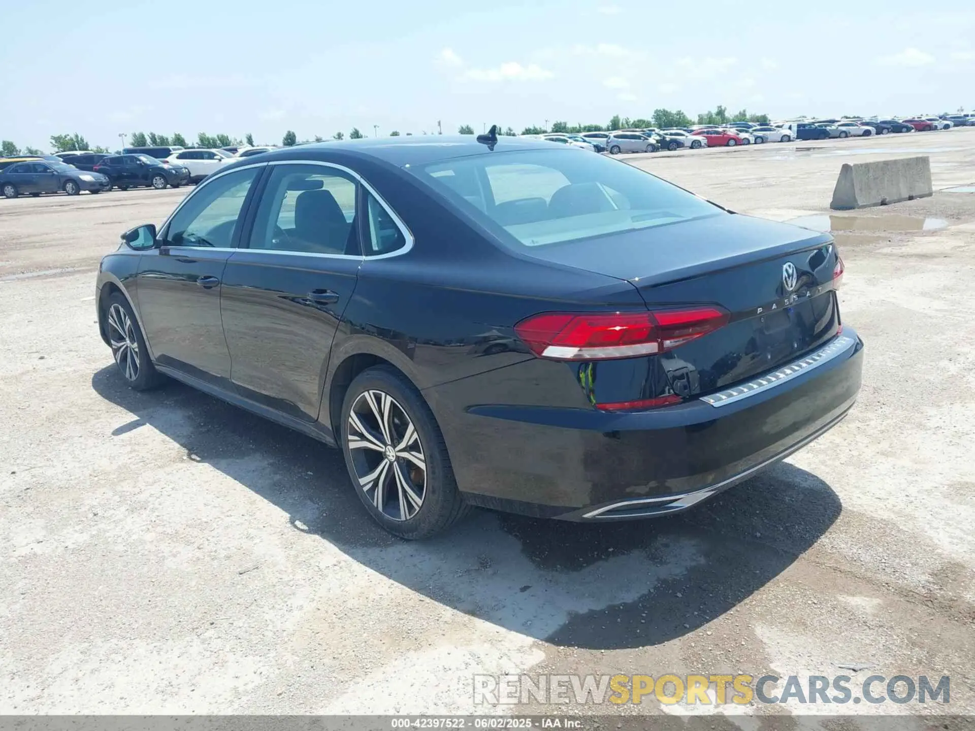 3 Photograph of a damaged car 1VWSA7A35MC009544 VOLKSWAGEN PASSAT 2021