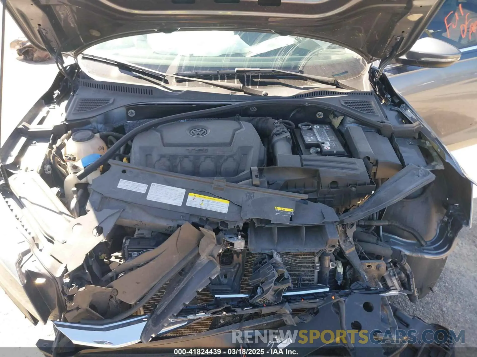 10 Photograph of a damaged car 1VWSA7A36MC000433 VOLKSWAGEN PASSAT 2021