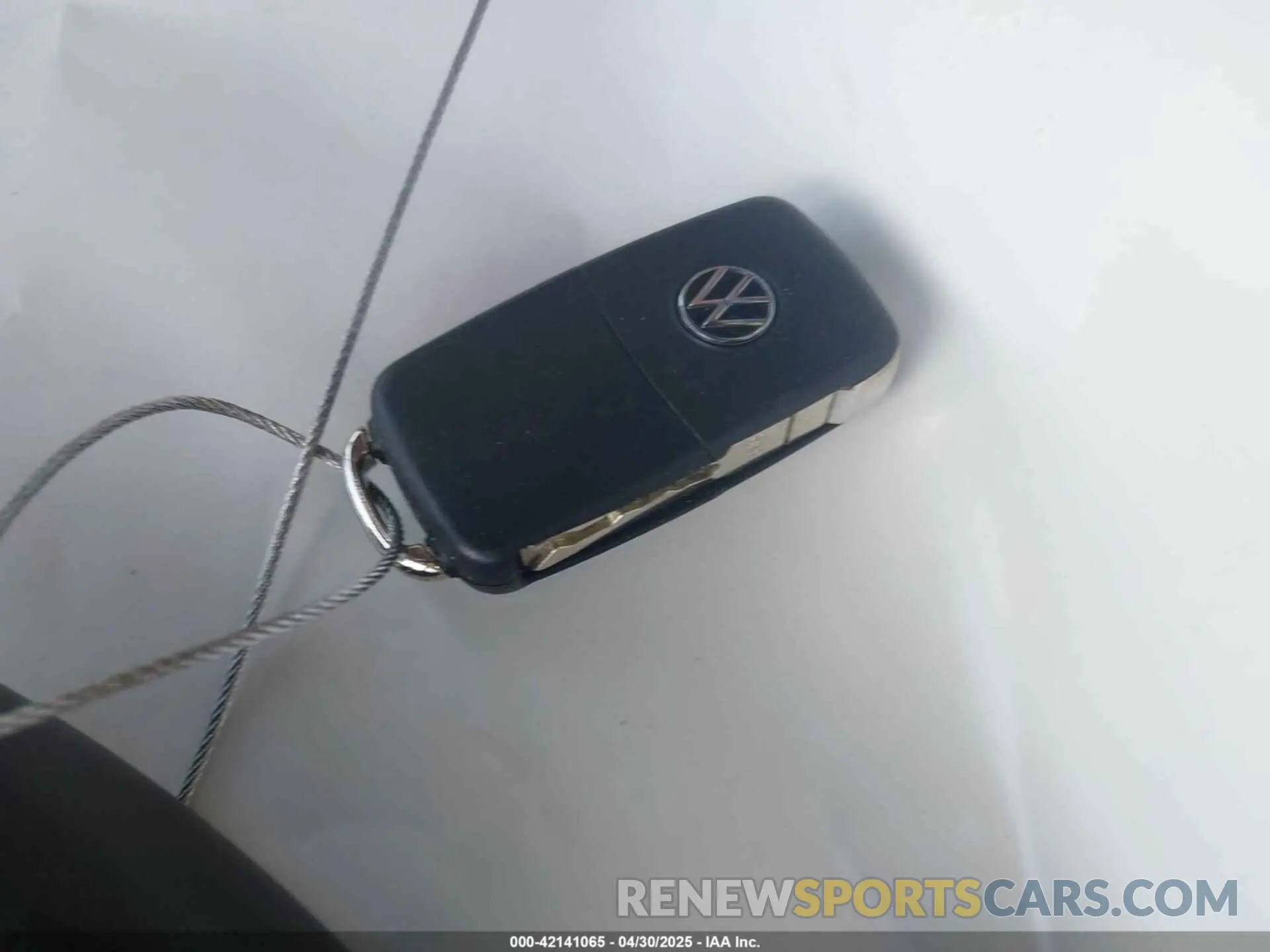11 Photograph of a damaged car 1VWSA7A36MC010749 VOLKSWAGEN PASSAT 2021