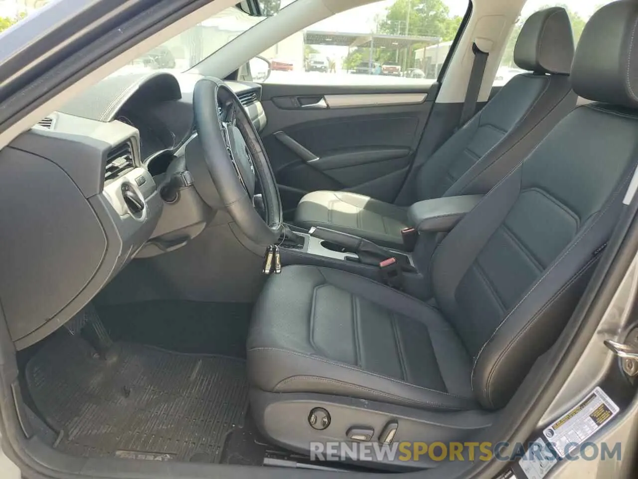 7 Photograph of a damaged car 1VWSA7A36MC014056 VOLKSWAGEN PASSAT 2021