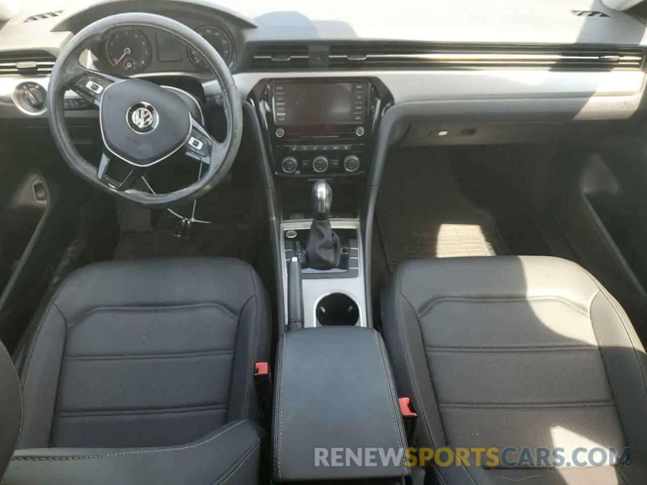 8 Photograph of a damaged car 1VWSA7A36MC014056 VOLKSWAGEN PASSAT 2021