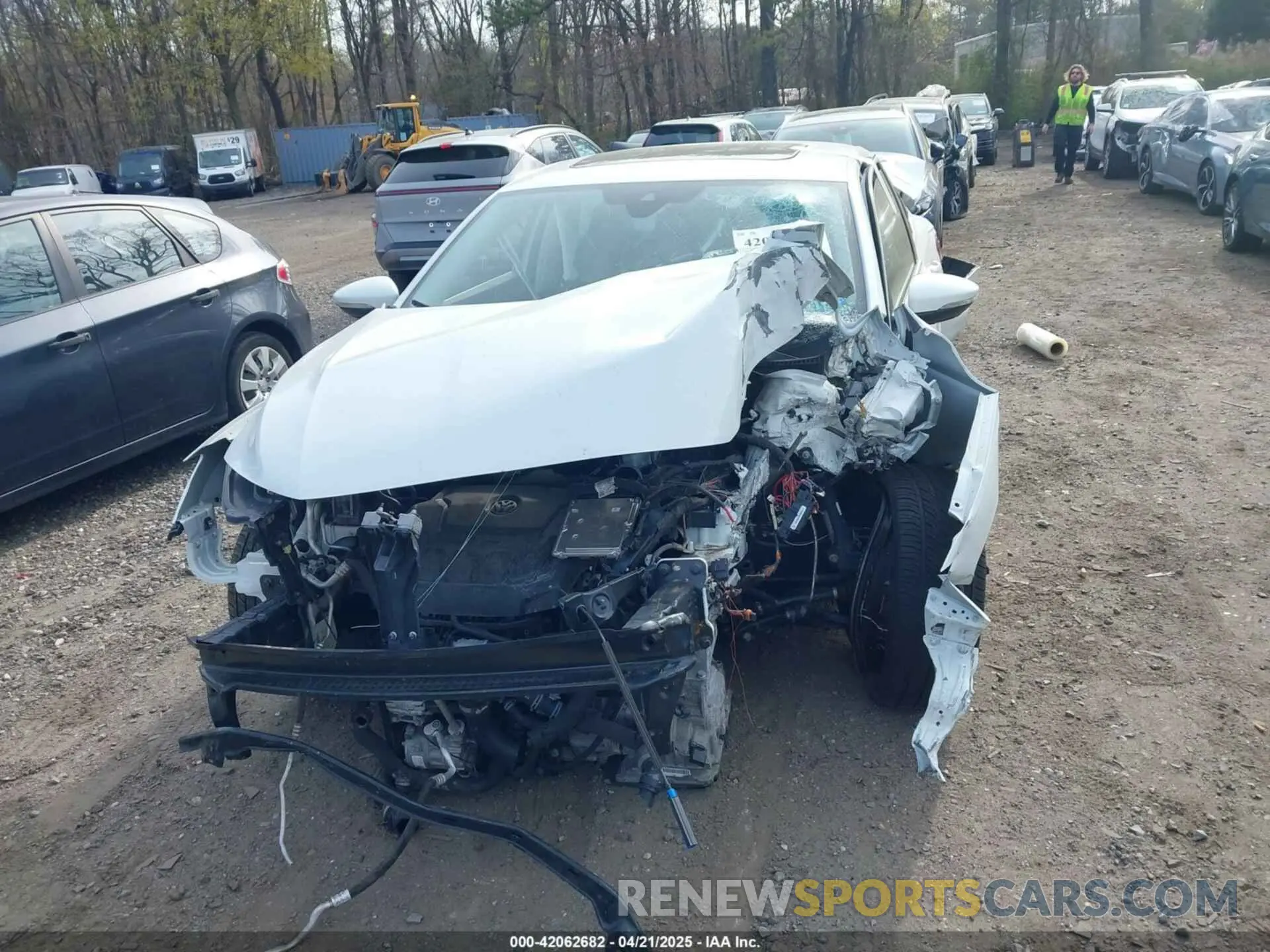 12 Photograph of a damaged car 1VWSA7A38MC002586 VOLKSWAGEN PASSAT 2021