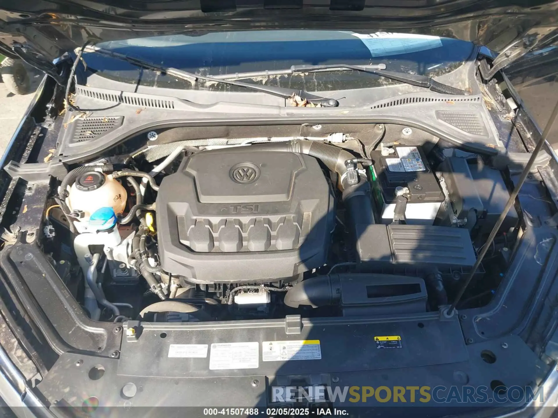 10 Photograph of a damaged car 1VWSA7A38MC011112 VOLKSWAGEN PASSAT 2021