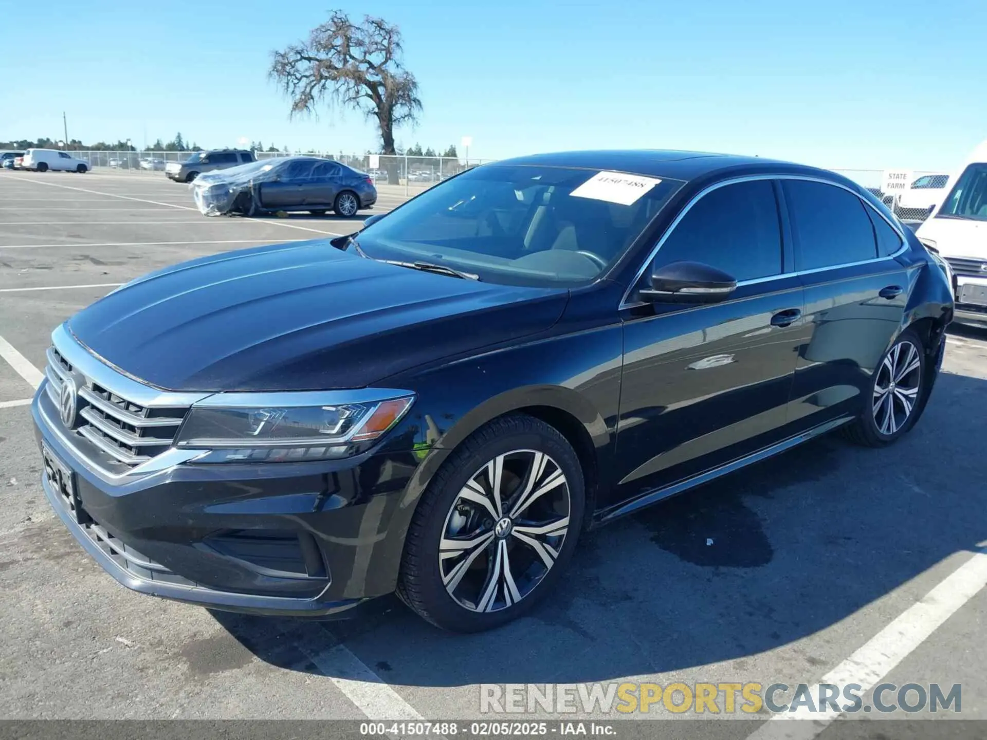 2 Photograph of a damaged car 1VWSA7A38MC011112 VOLKSWAGEN PASSAT 2021