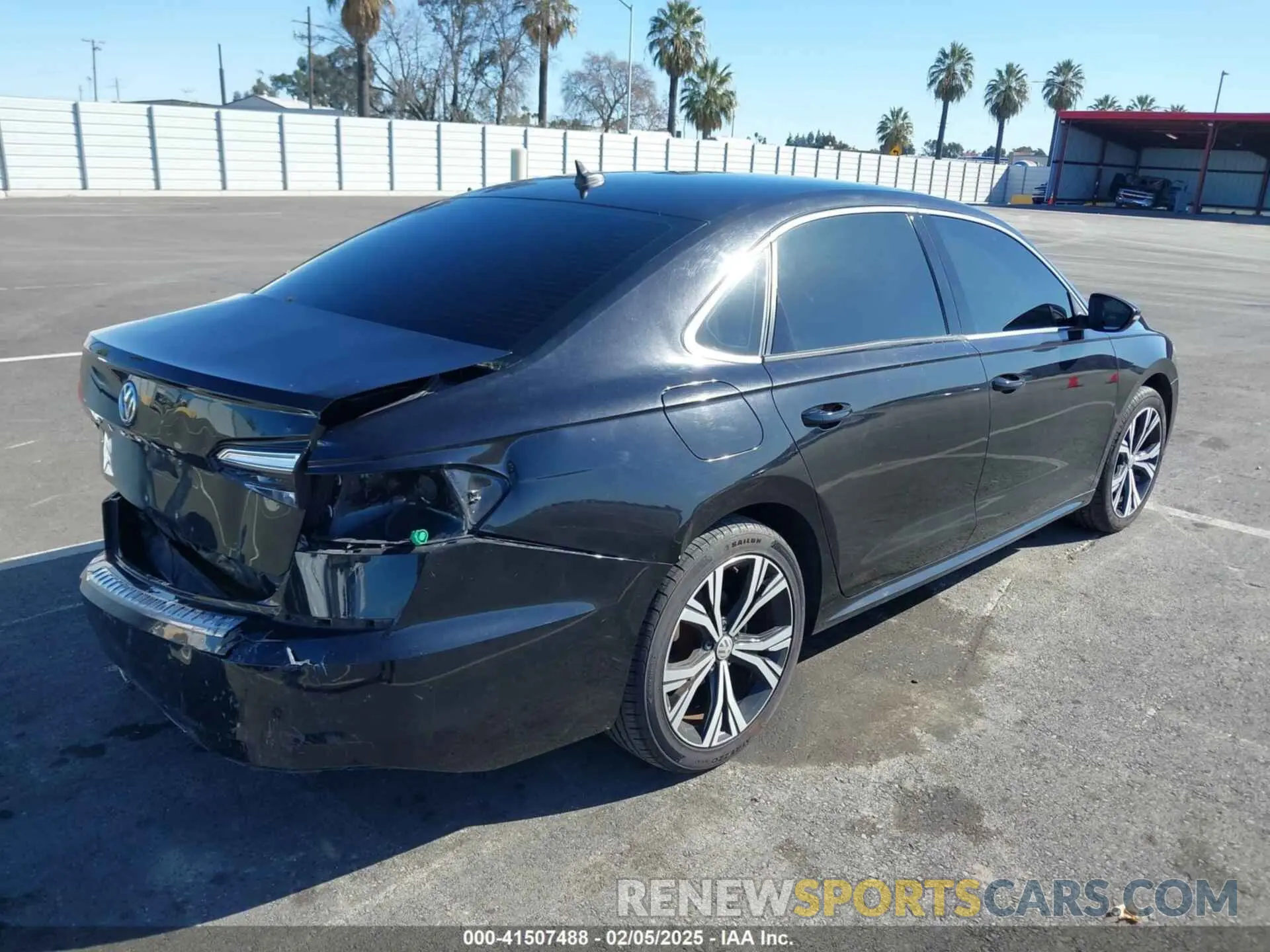 4 Photograph of a damaged car 1VWSA7A38MC011112 VOLKSWAGEN PASSAT 2021
