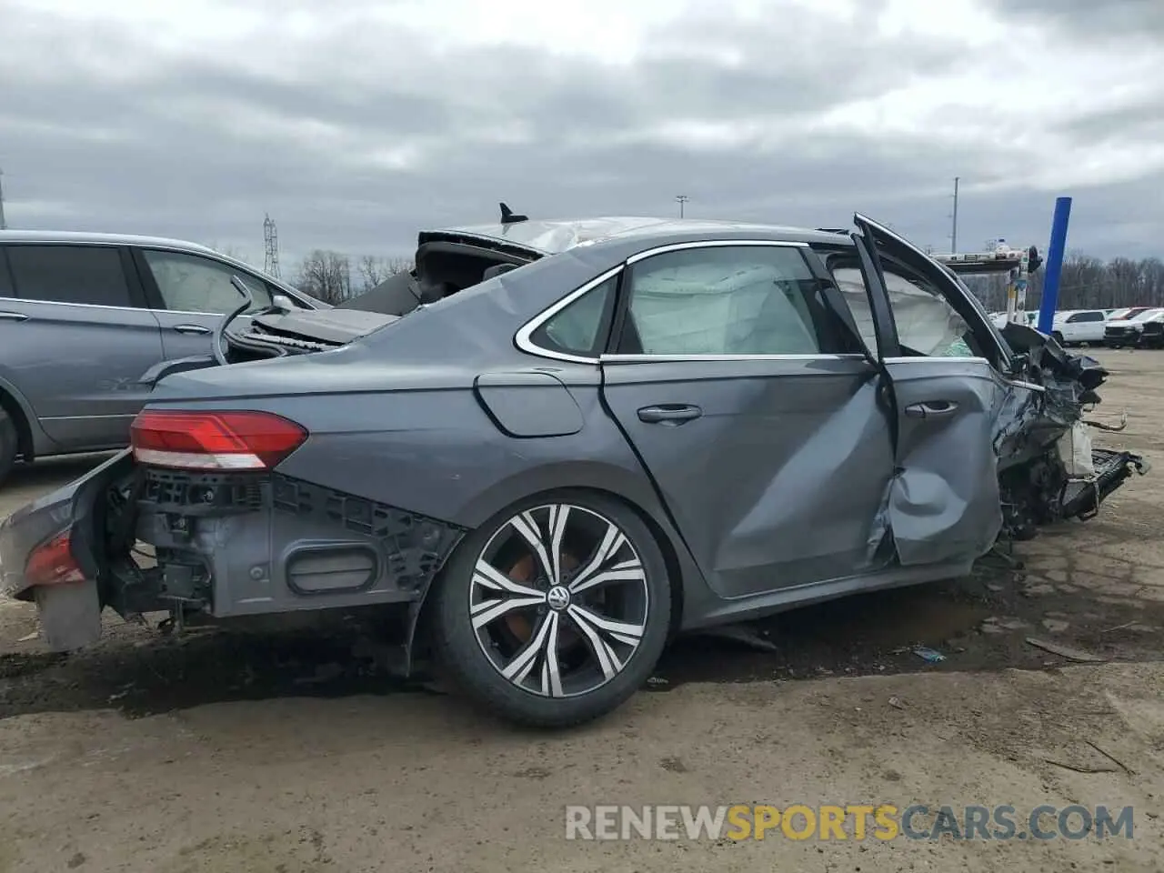 3 Photograph of a damaged car 1VWSA7A38MC014172 VOLKSWAGEN PASSAT 2021