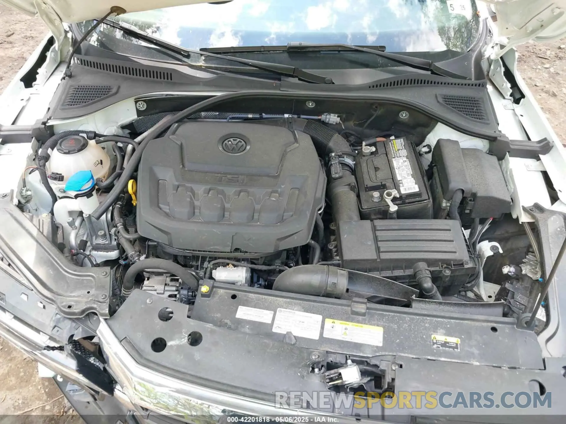 10 Photograph of a damaged car 1VWSA7A38MC014396 VOLKSWAGEN PASSAT 2021