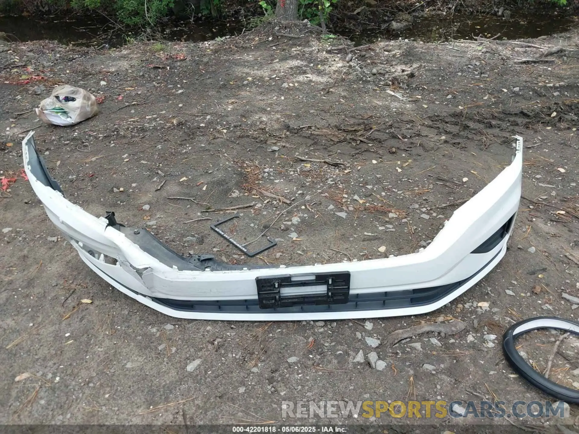 12 Photograph of a damaged car 1VWSA7A38MC014396 VOLKSWAGEN PASSAT 2021