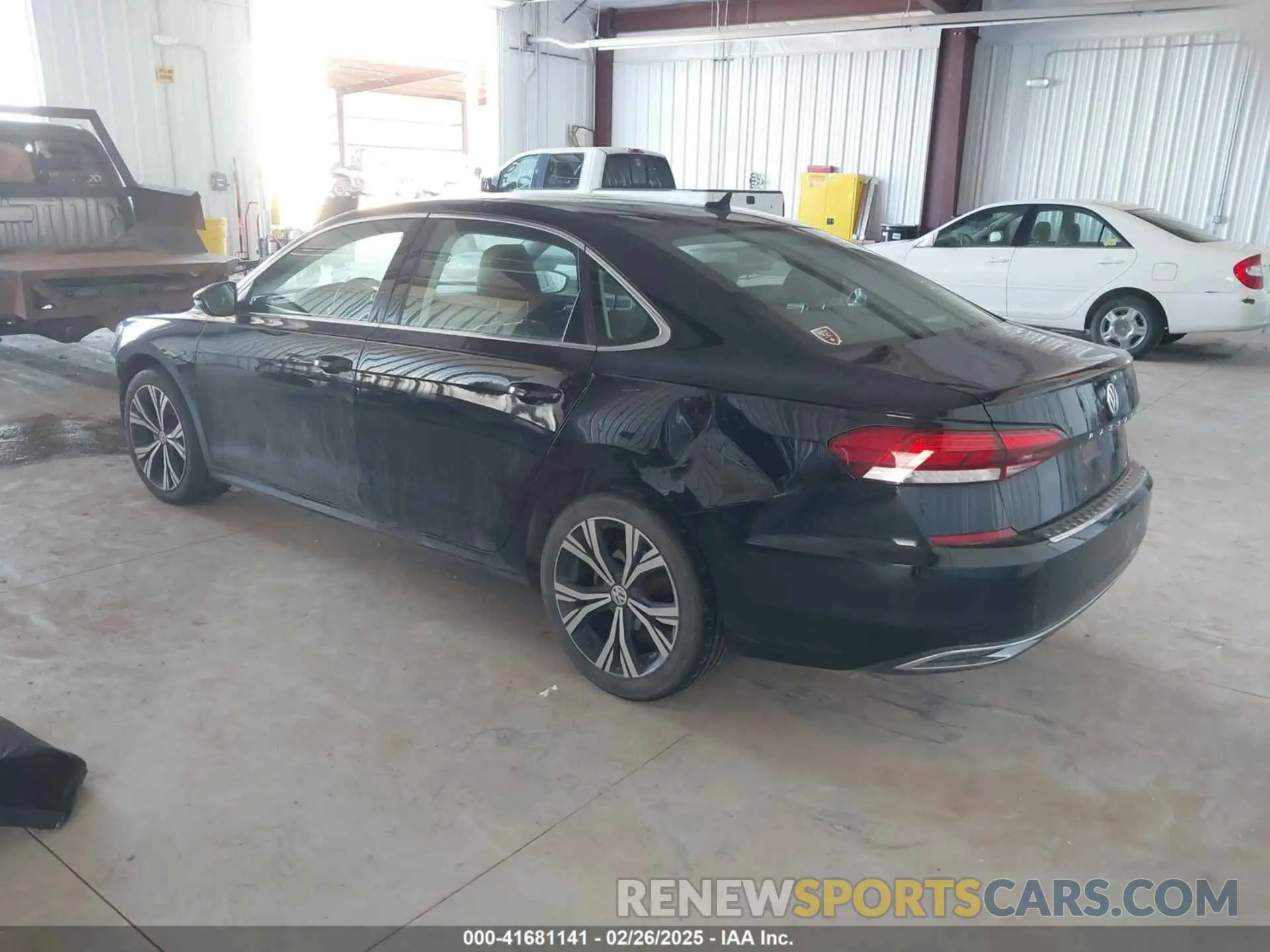 3 Photograph of a damaged car 1VWSA7A39MC001172 VOLKSWAGEN PASSAT 2021