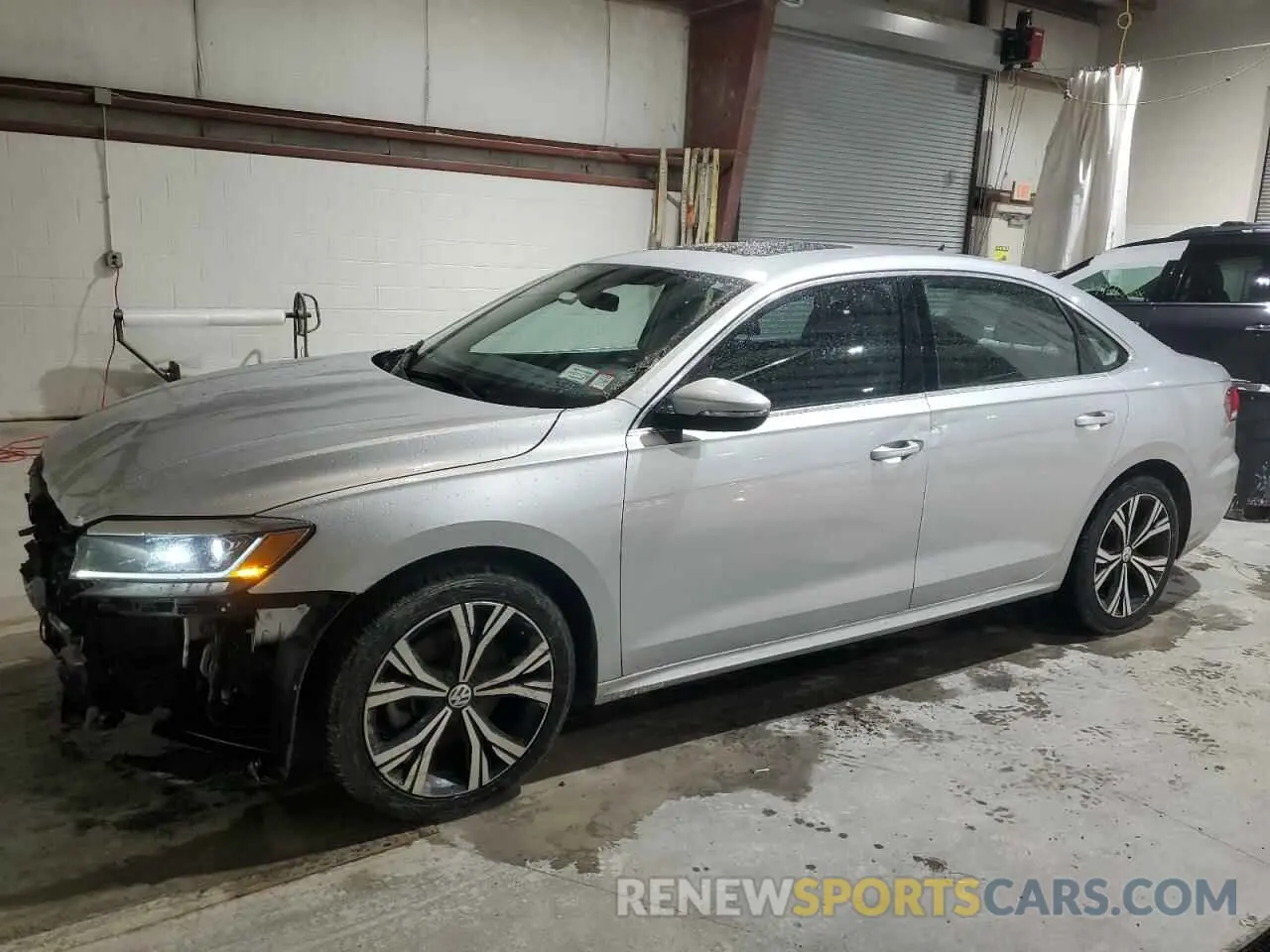 1 Photograph of a damaged car 1VWSA7A3XMC000273 VOLKSWAGEN PASSAT 2021