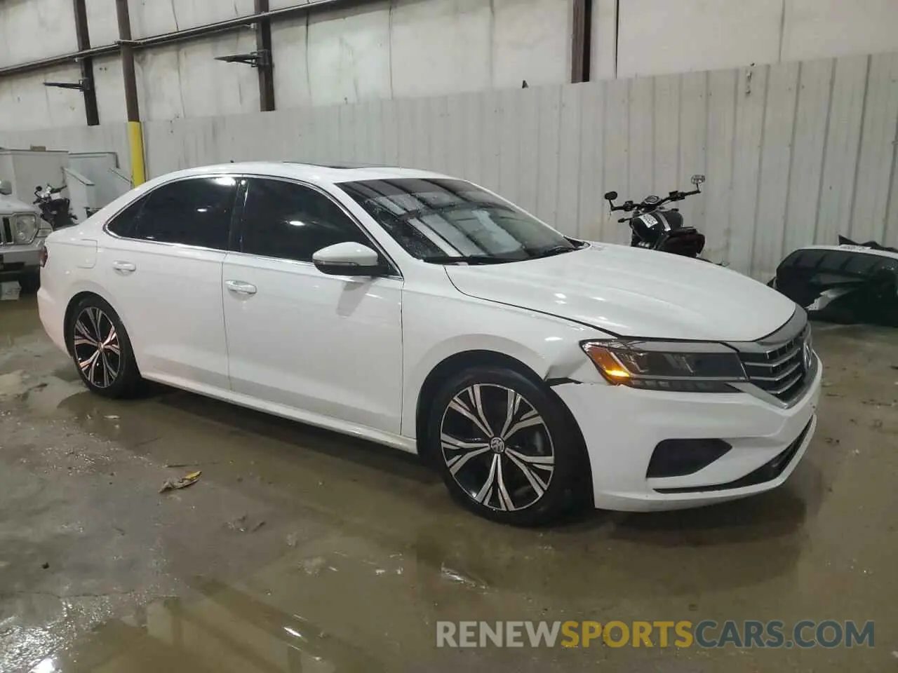 4 Photograph of a damaged car 1VWSA7A3XMC006655 VOLKSWAGEN PASSAT 2021