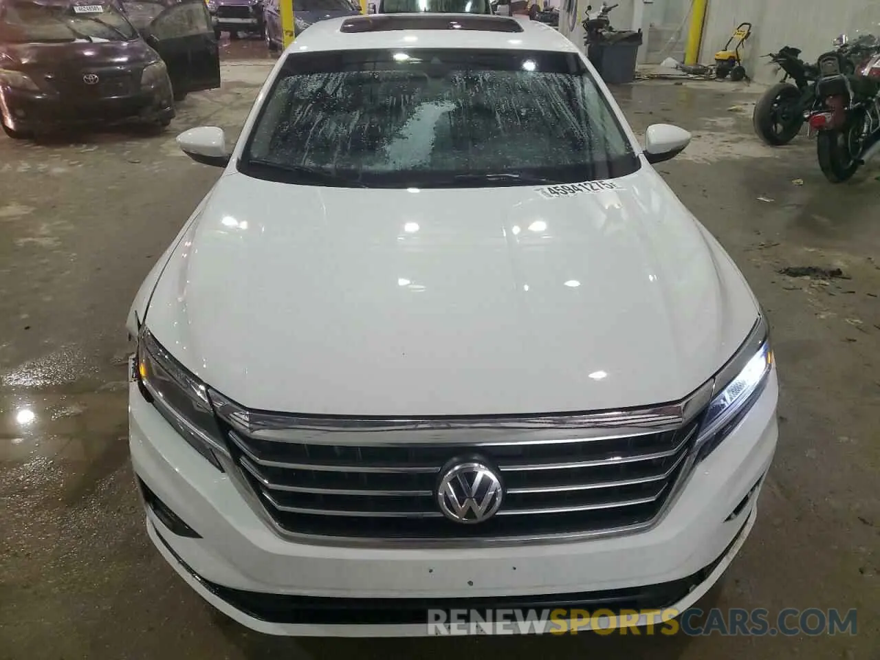 5 Photograph of a damaged car 1VWSA7A3XMC006655 VOLKSWAGEN PASSAT 2021