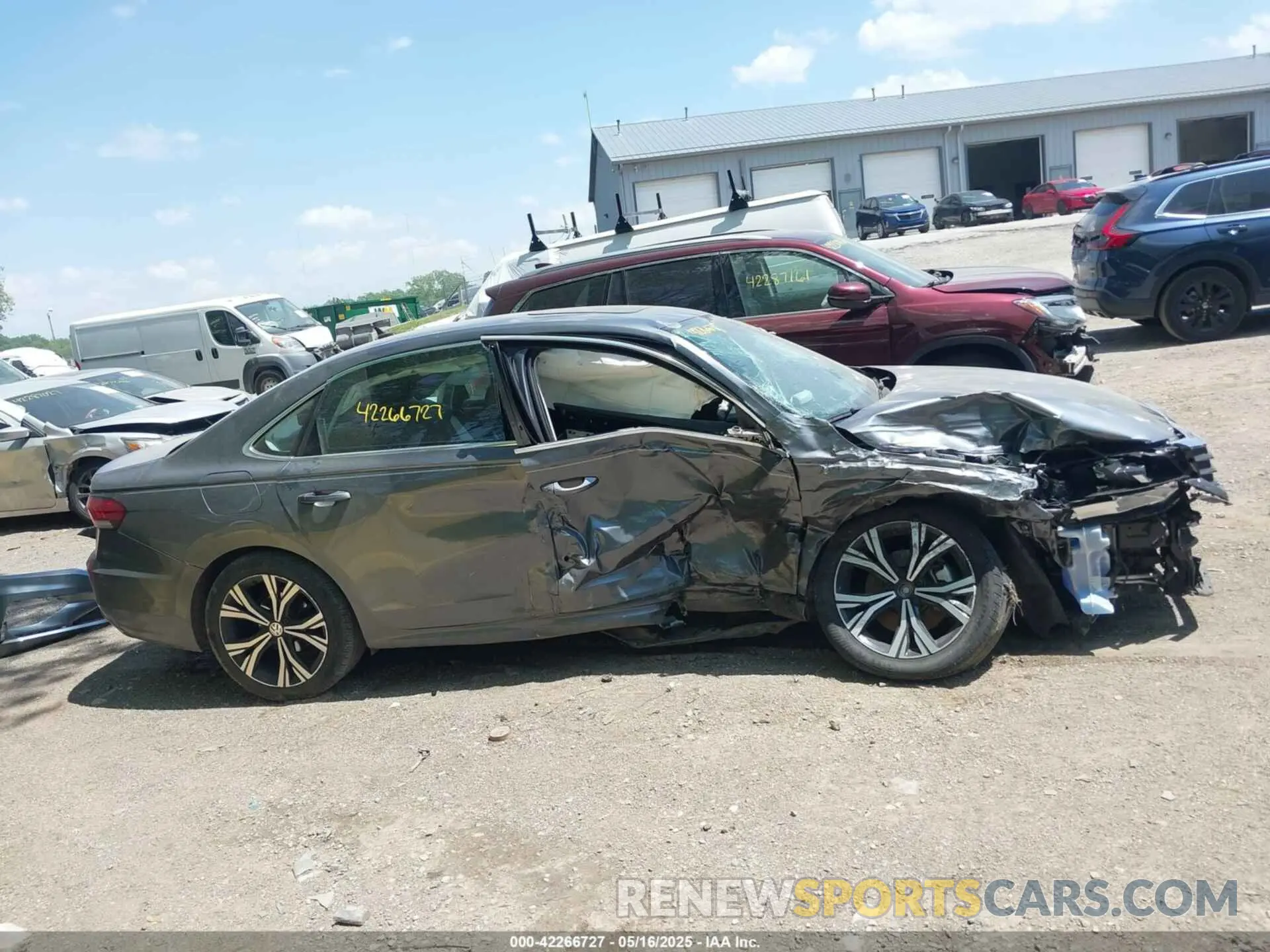 14 Photograph of a damaged car 1VWSA7A3XMC007790 VOLKSWAGEN PASSAT 2021