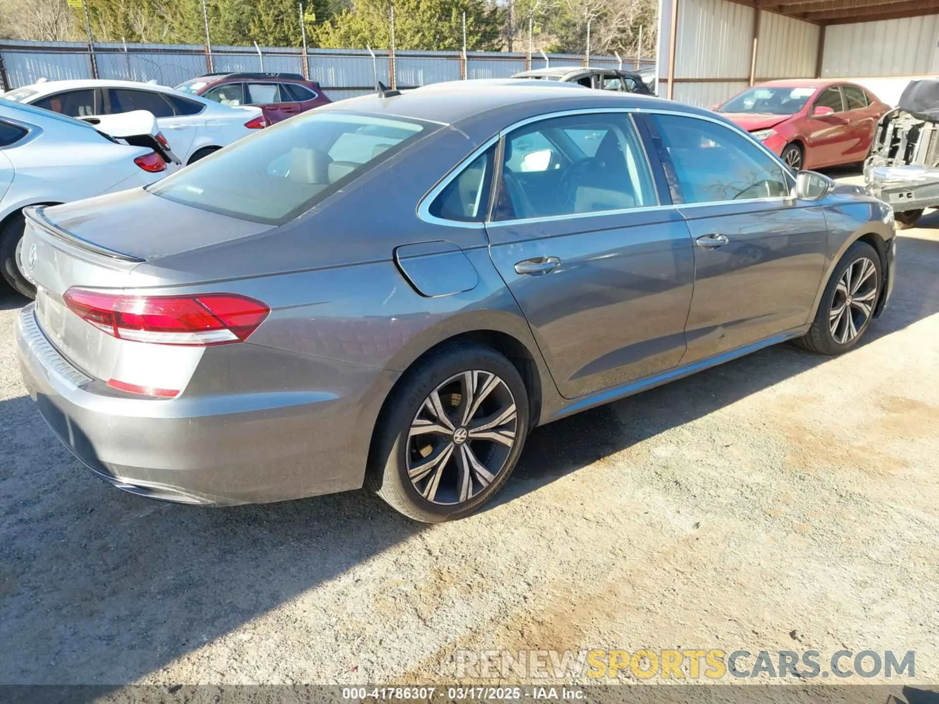 4 Photograph of a damaged car 1VWSA7A3XMC008583 VOLKSWAGEN PASSAT 2021