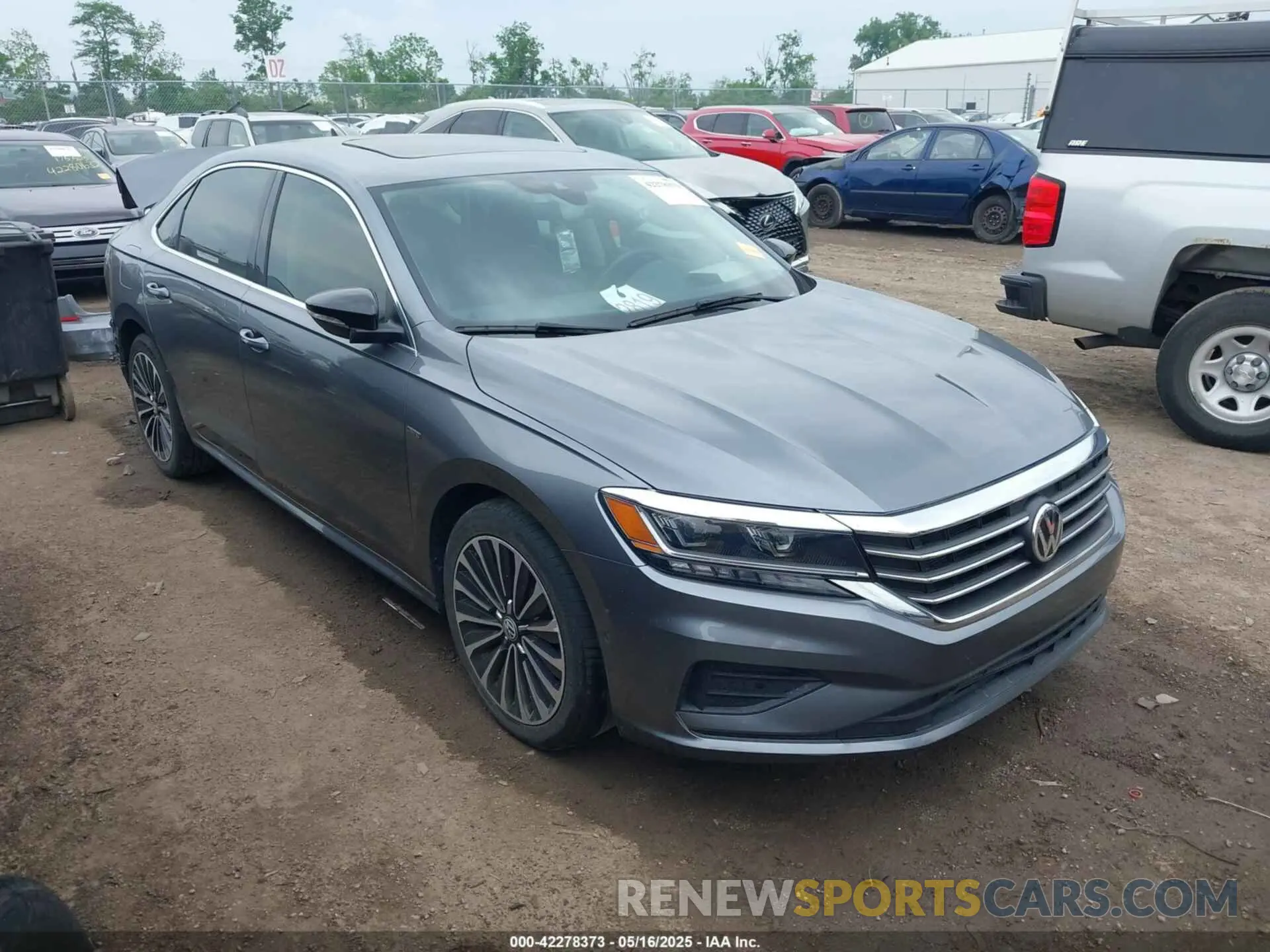 1 Photograph of a damaged car 1VWBA7A37NC009630 VOLKSWAGEN PASSAT 2022