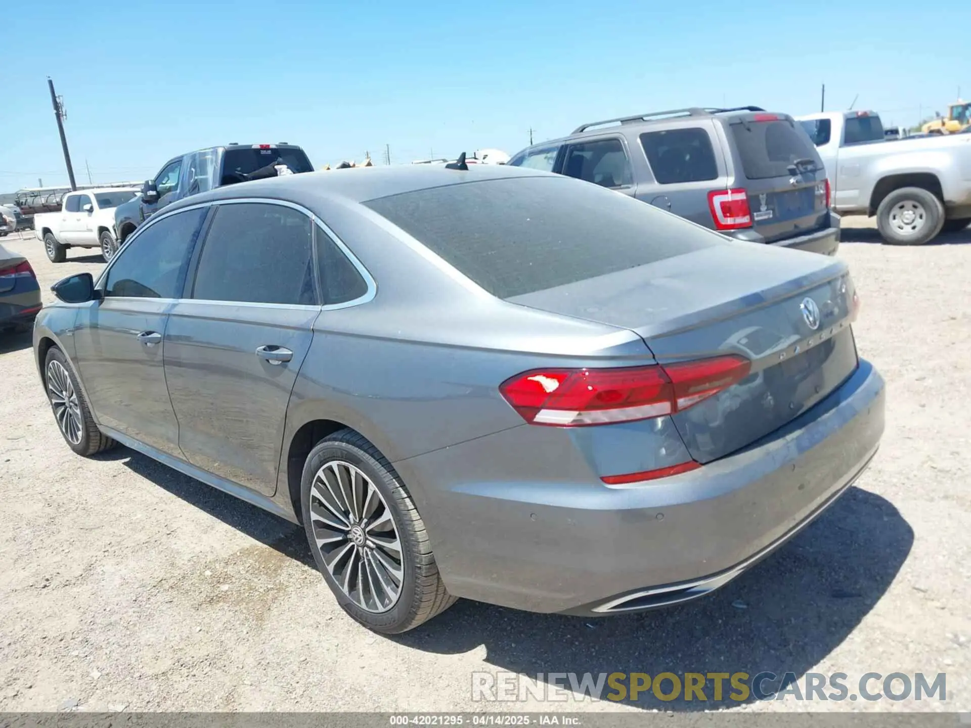 3 Photograph of a damaged car 1VWBA7A38NC008468 VOLKSWAGEN PASSAT 2022