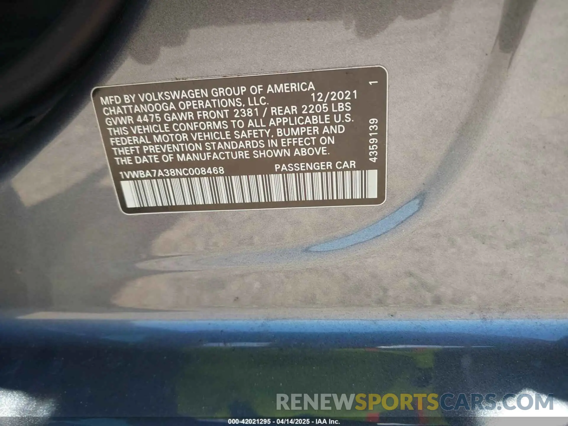 9 Photograph of a damaged car 1VWBA7A38NC008468 VOLKSWAGEN PASSAT 2022
