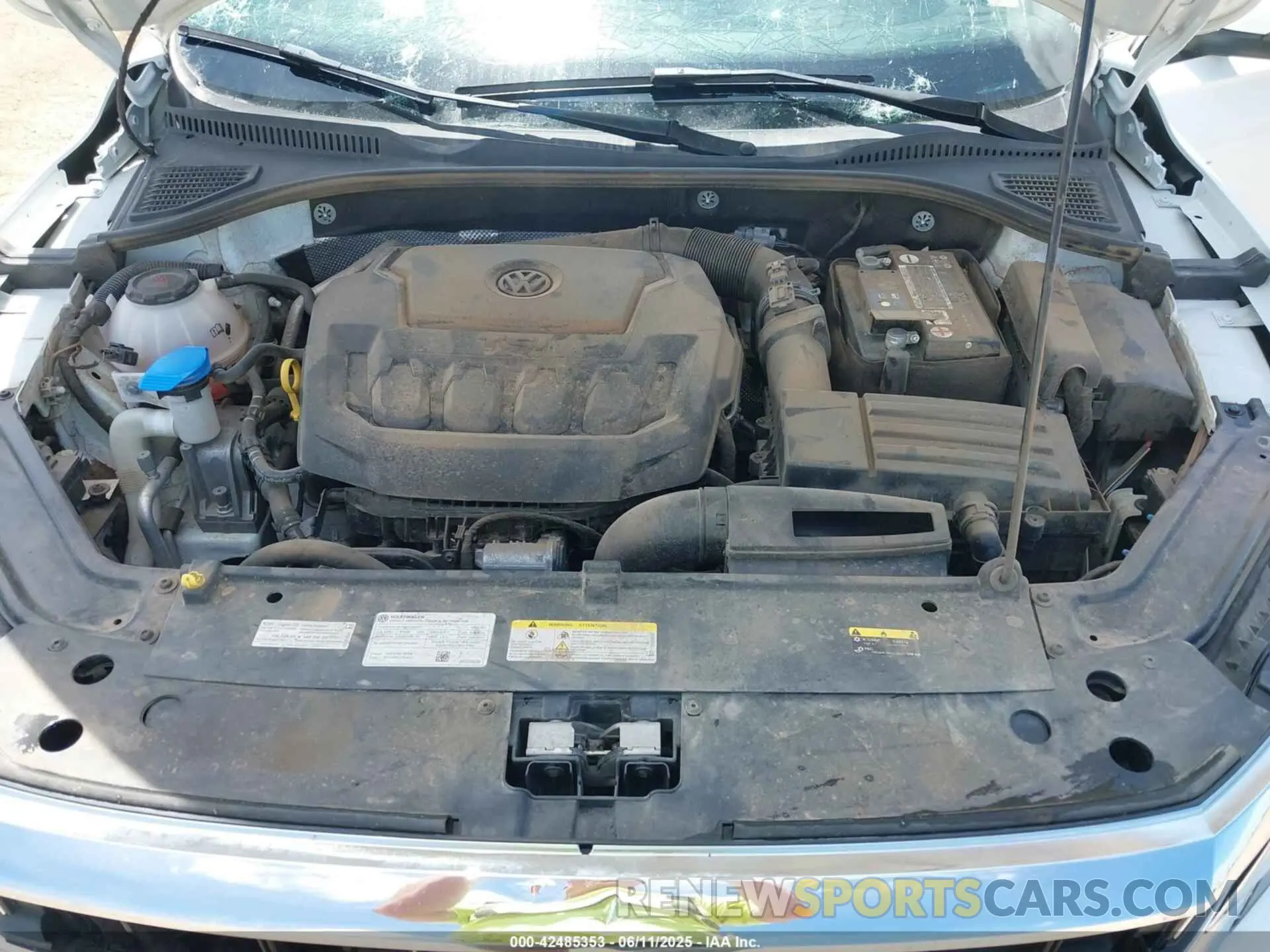 10 Photograph of a damaged car 1VWMA7A36NC007893 VOLKSWAGEN PASSAT 2022