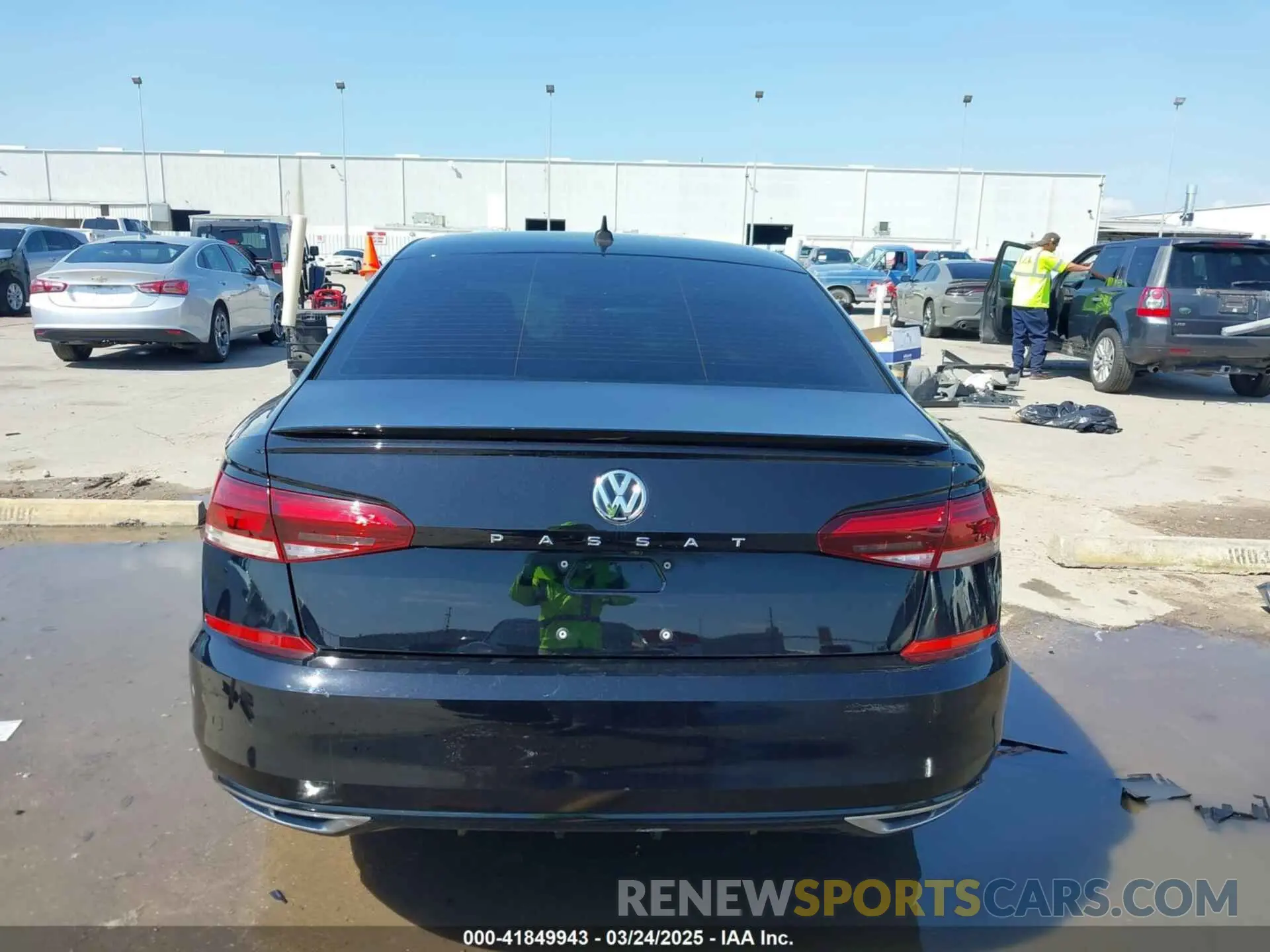 16 Photograph of a damaged car 1VWMA7A36NC007974 VOLKSWAGEN PASSAT 2022