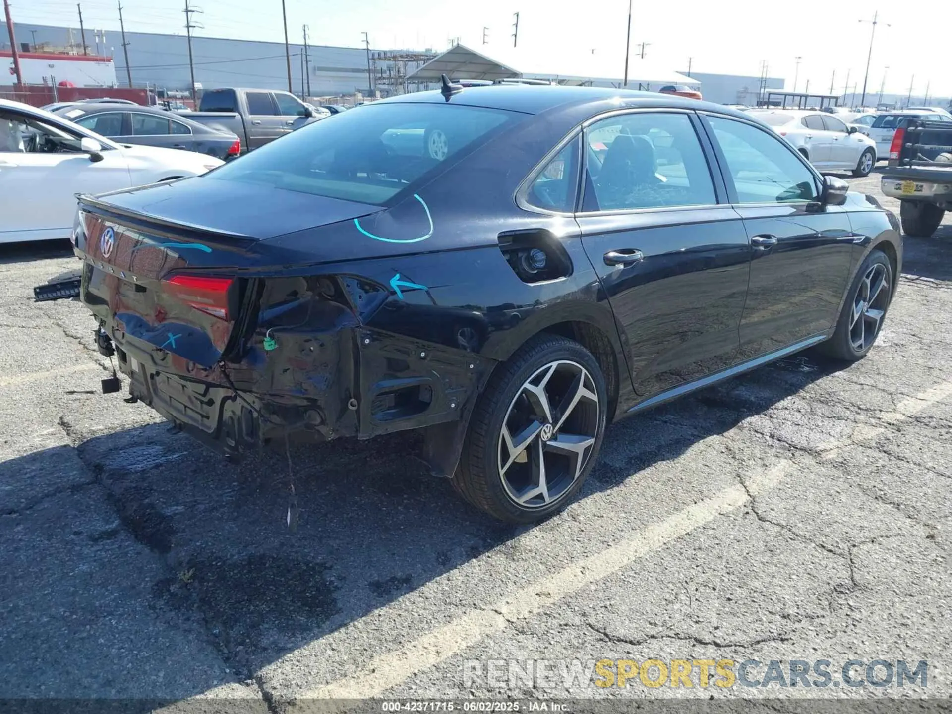 4 Photograph of a damaged car 1VWMA7A38NC003926 VOLKSWAGEN PASSAT 2022