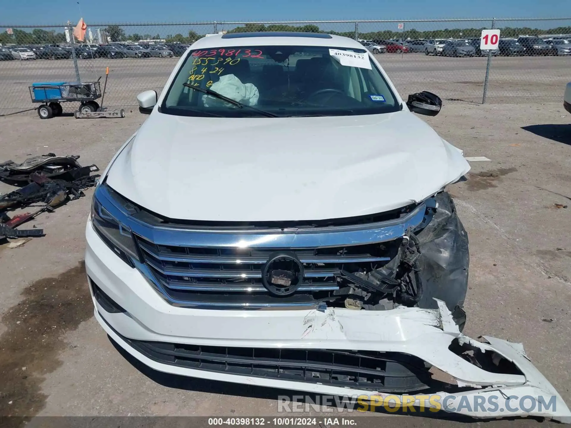 11 Photograph of a damaged car 1VWSA7A30NC007380 VOLKSWAGEN PASSAT 2022